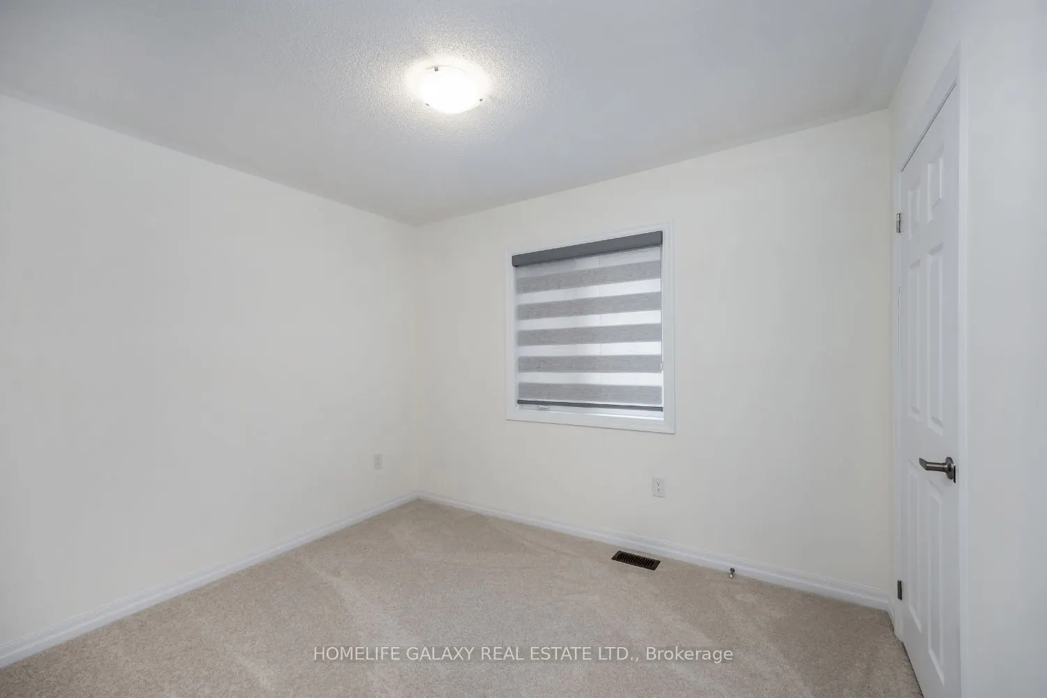 10 Ed Ewert Avenue