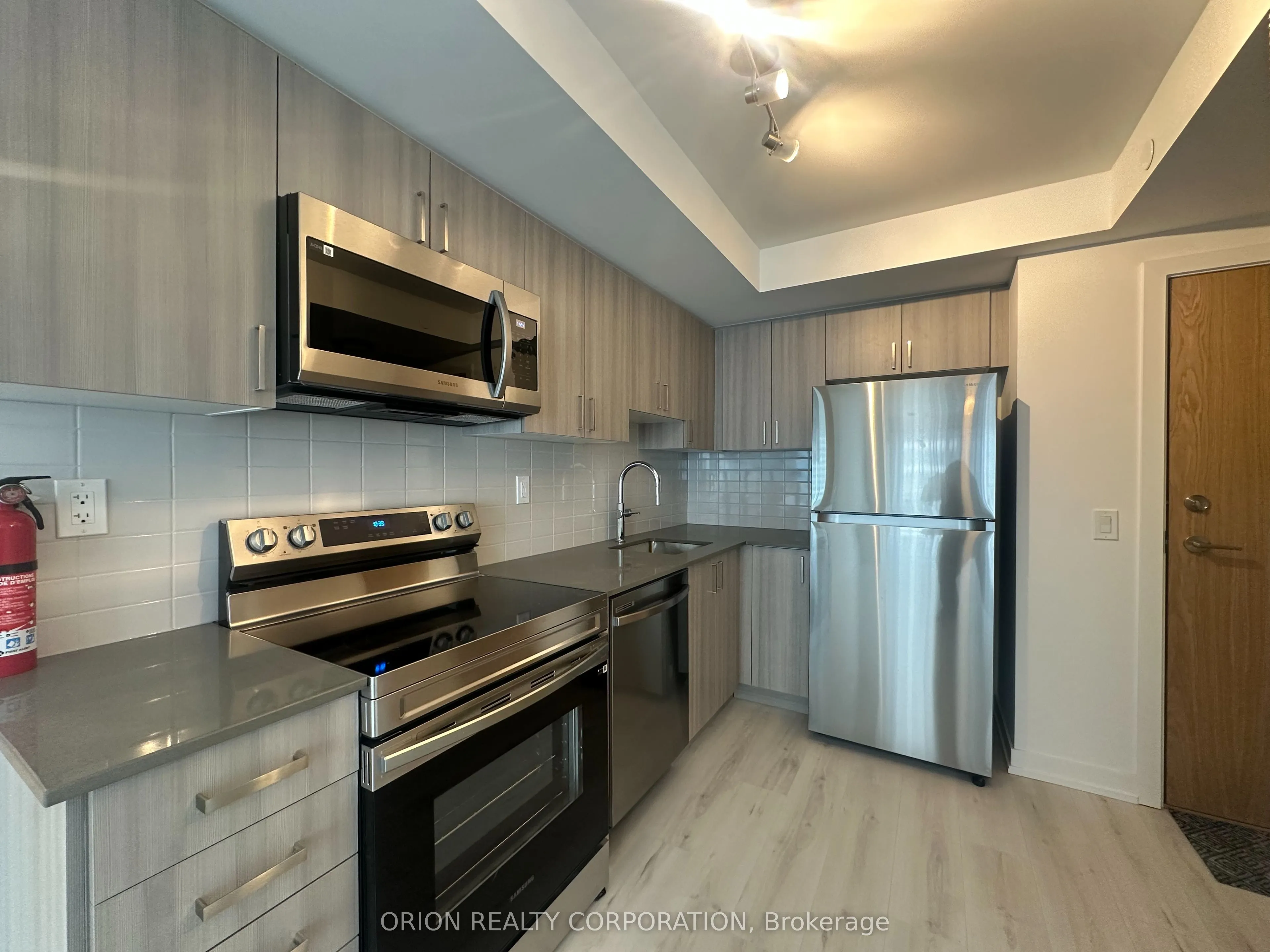 1435 Celebration Drive, #1606