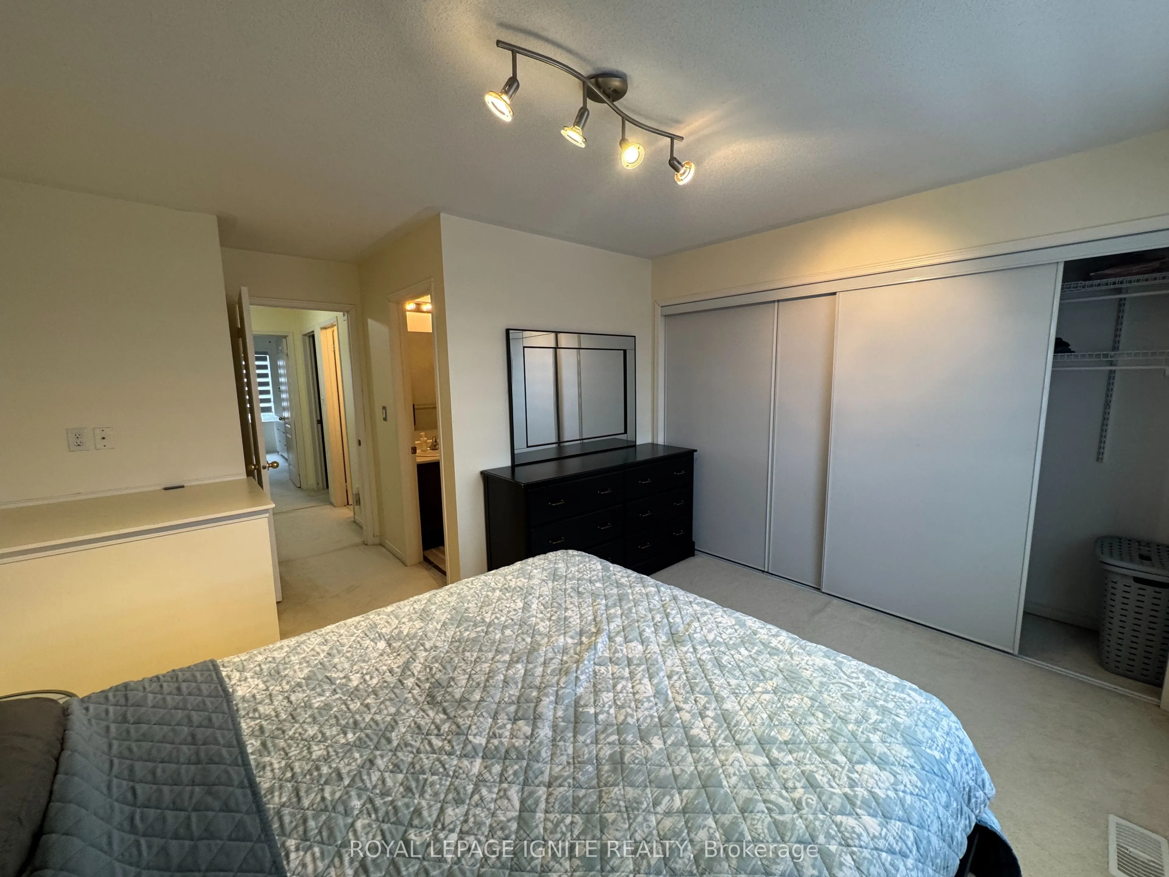 72 Oakins Lane #36