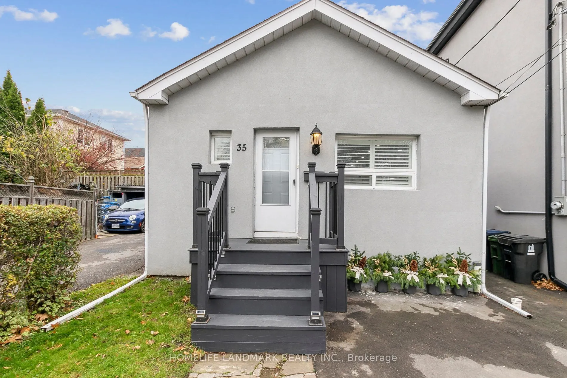 35 Wallington Avenue