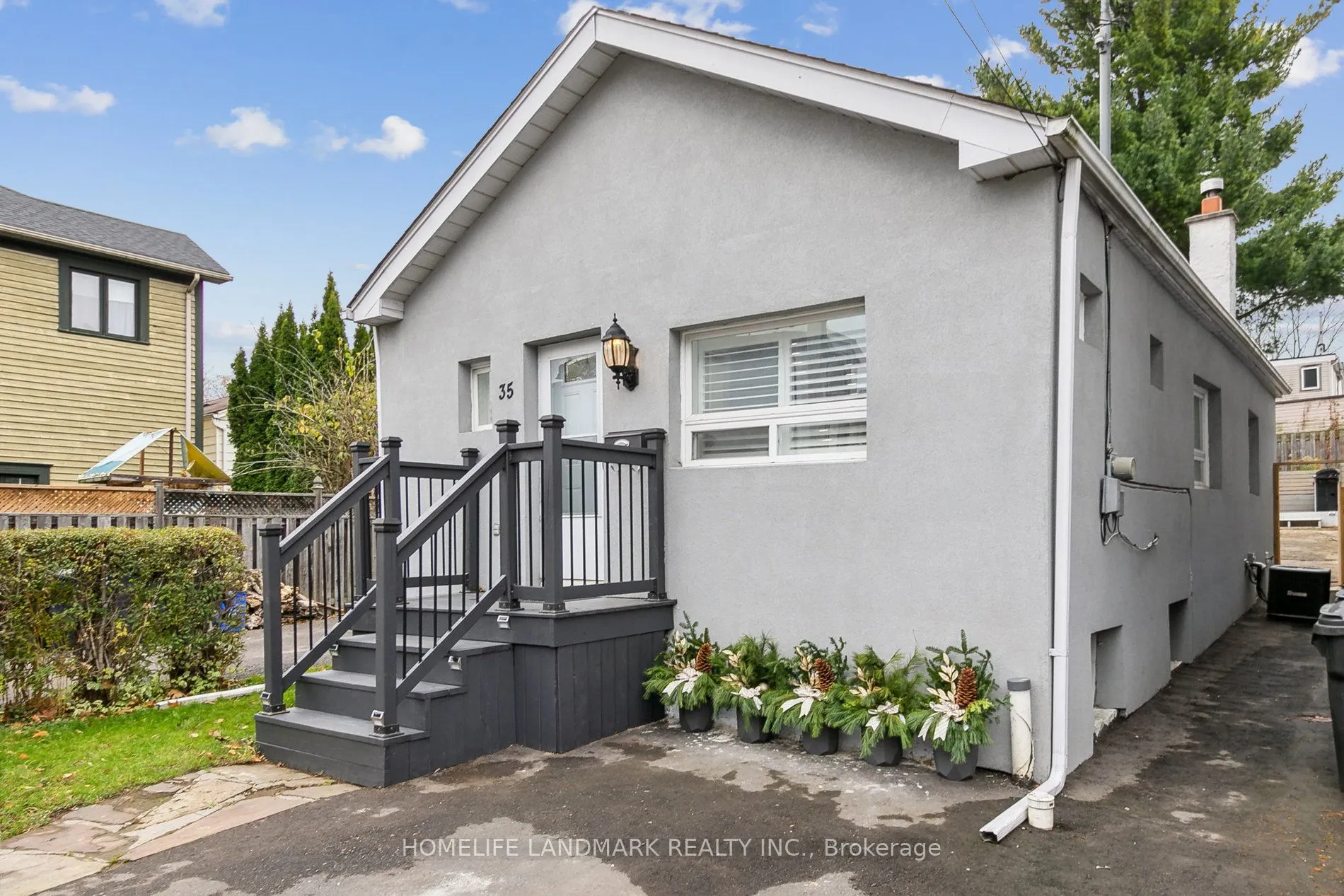 35 Wallington Avenue