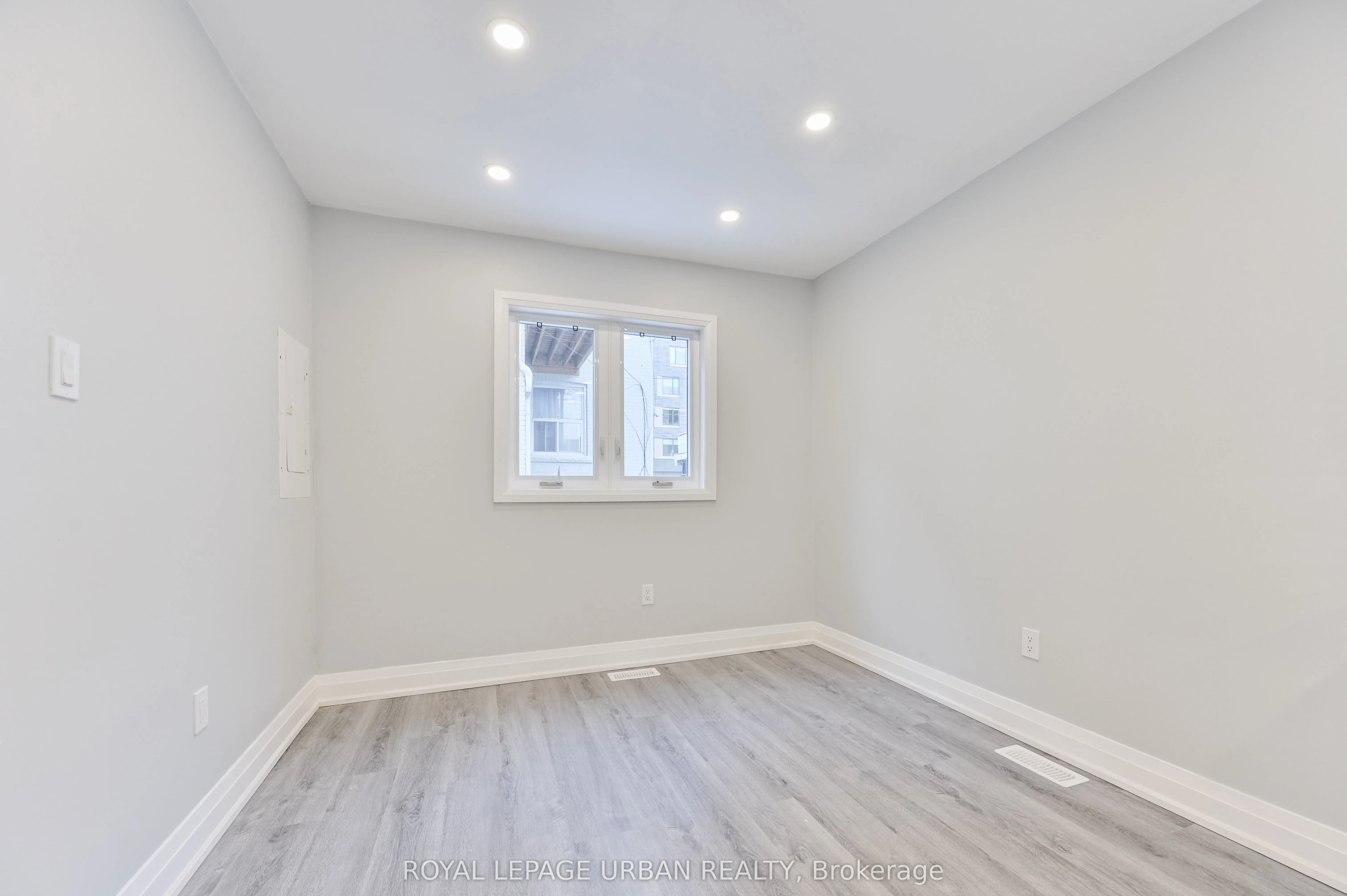 208 Woodbine Avenue
