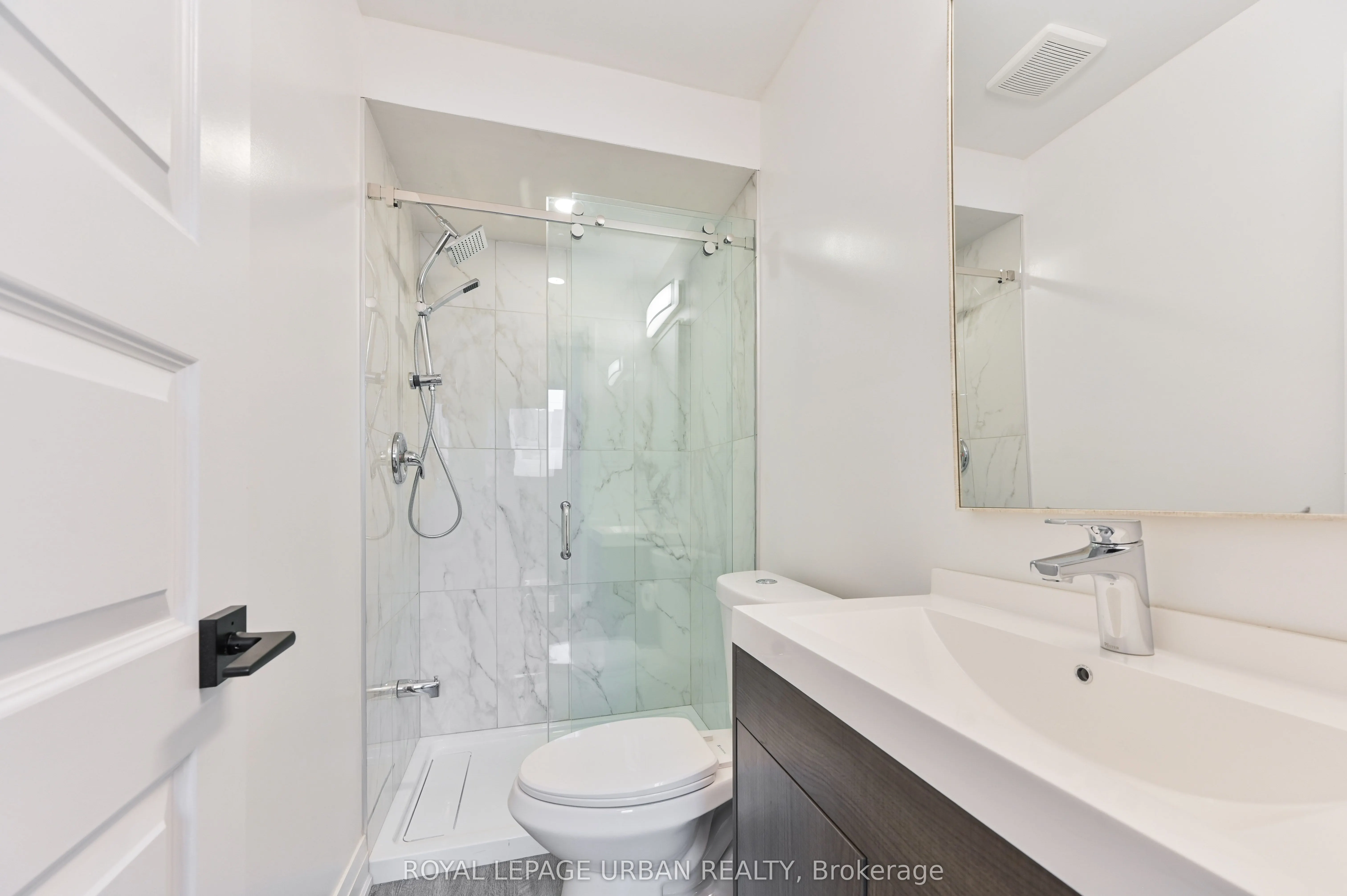 208 Woodbine Avenue