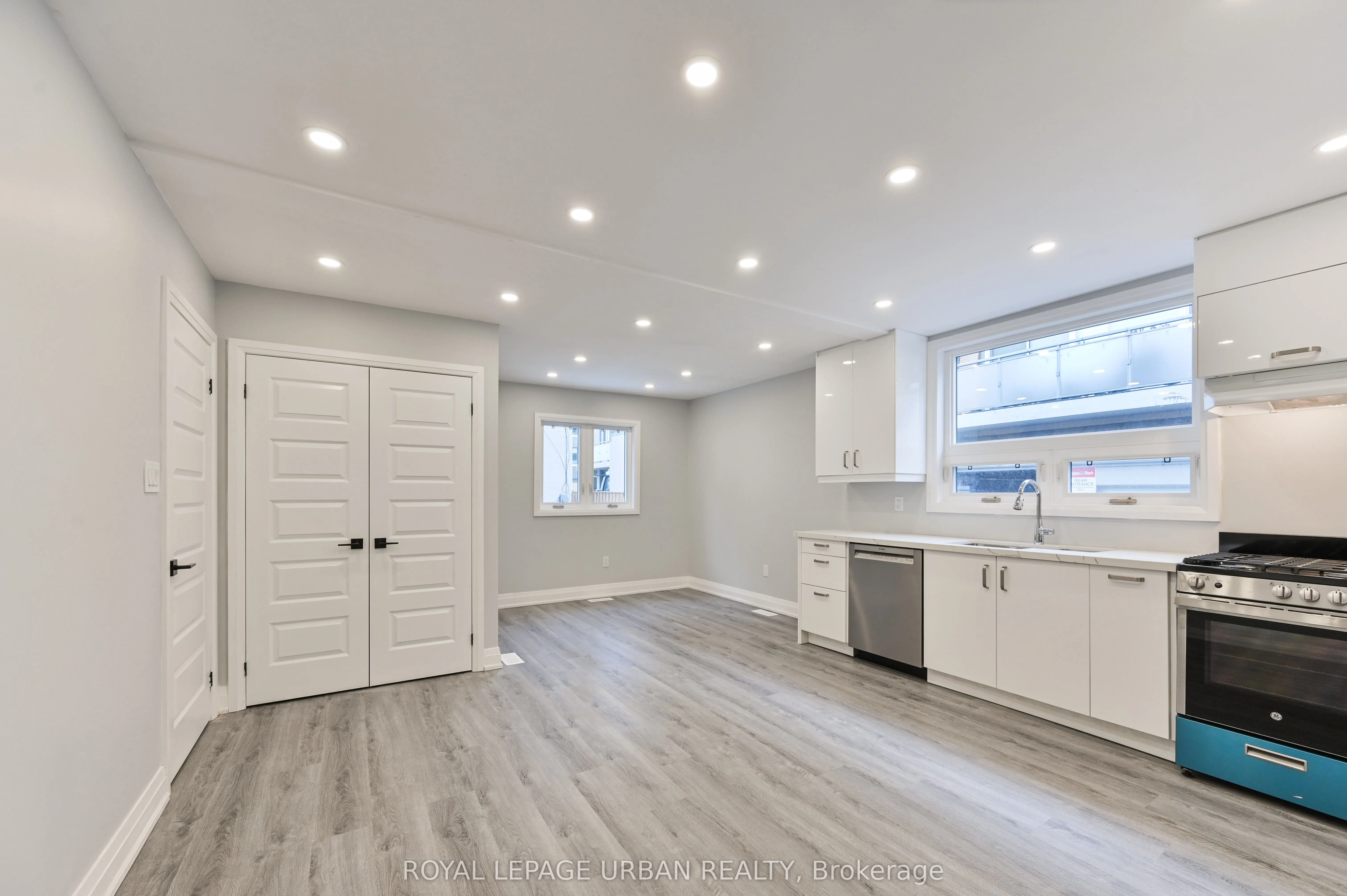 208 Woodbine Avenue