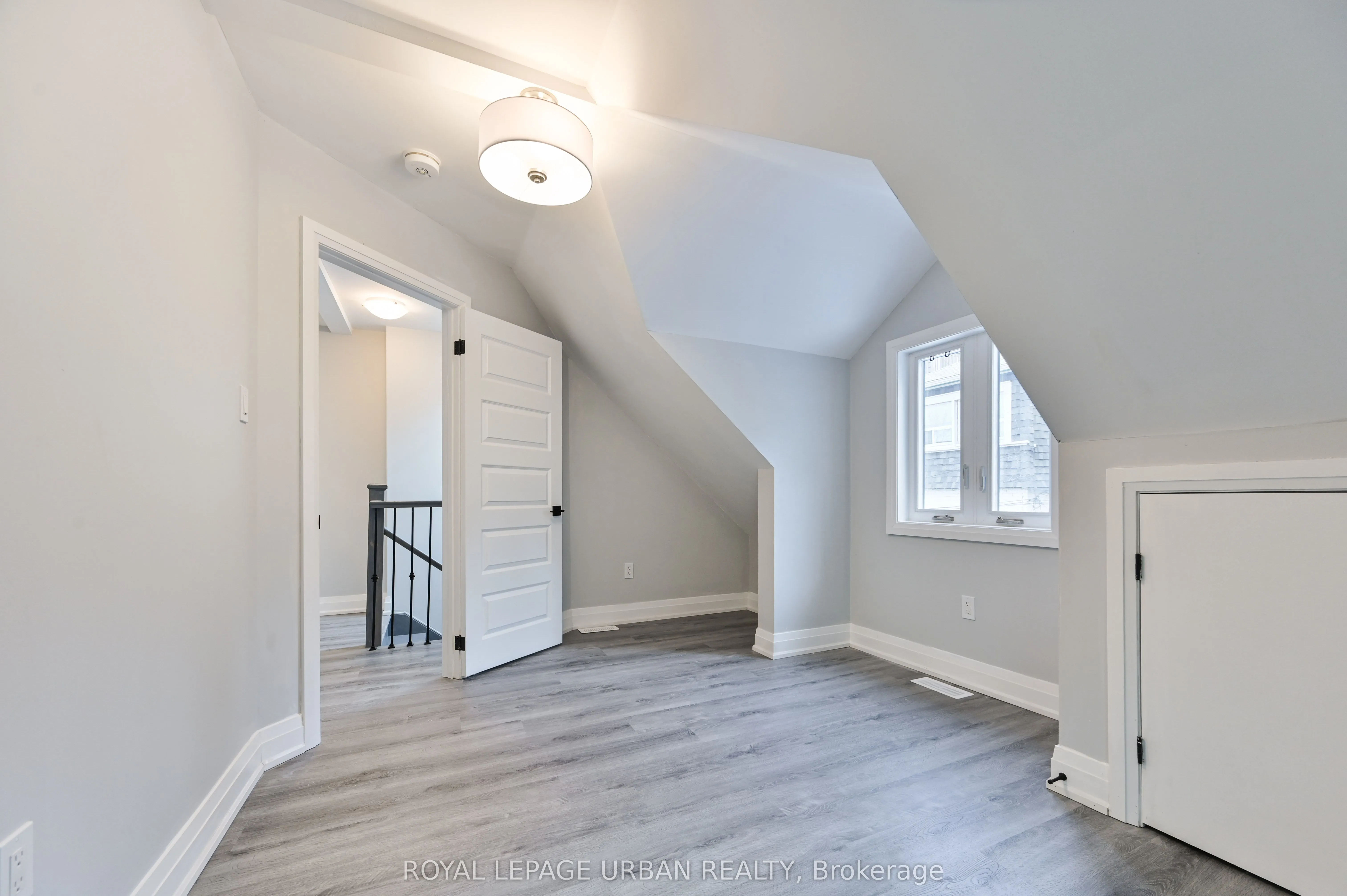 208 Woodbine Avenue