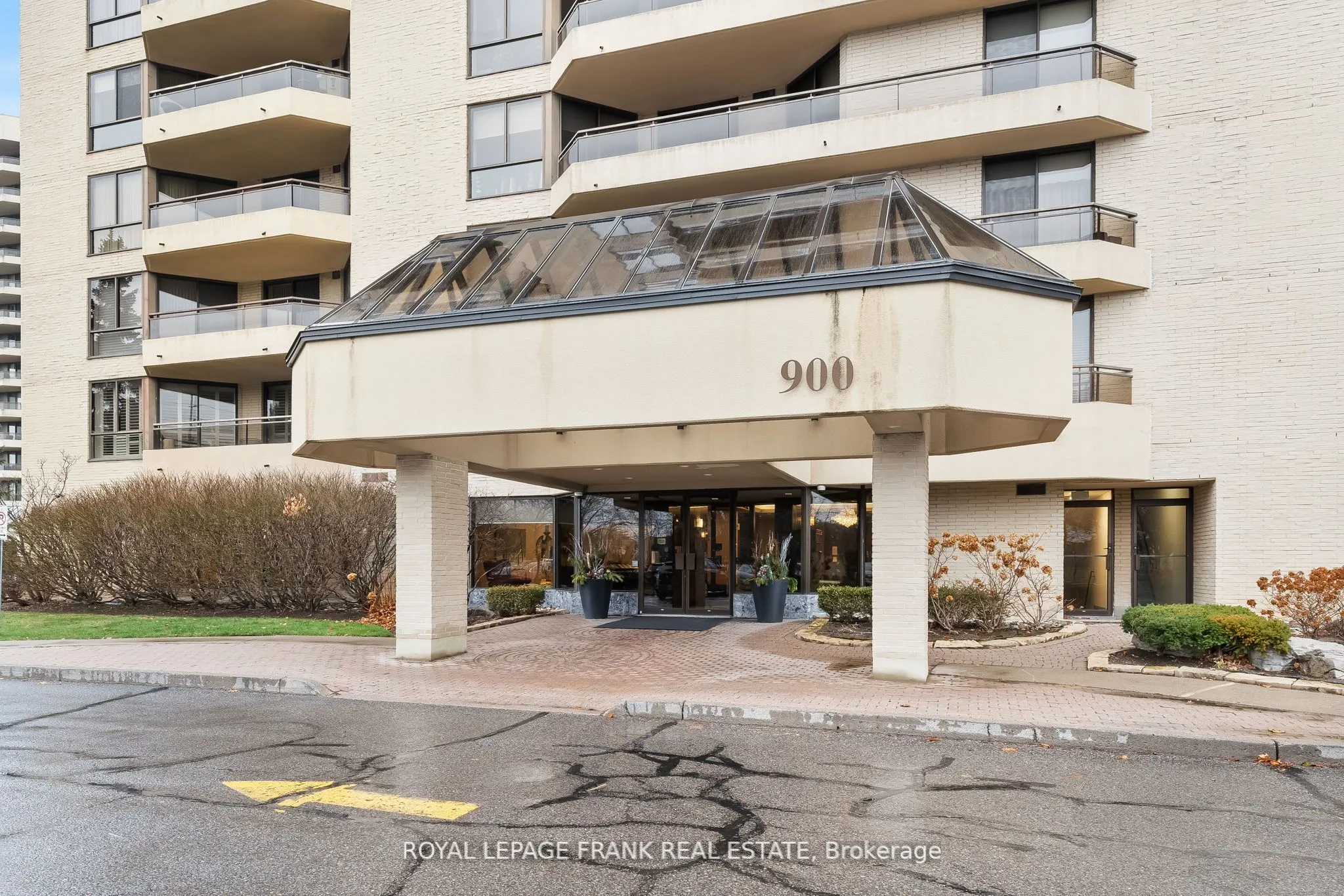 900 Wilson Road N, #1204