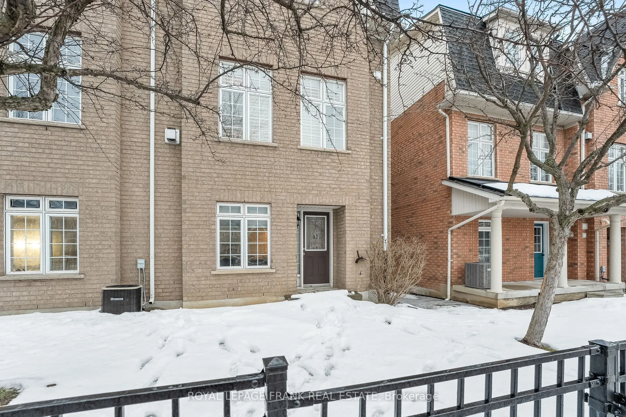 65 Sprucedale Way #31