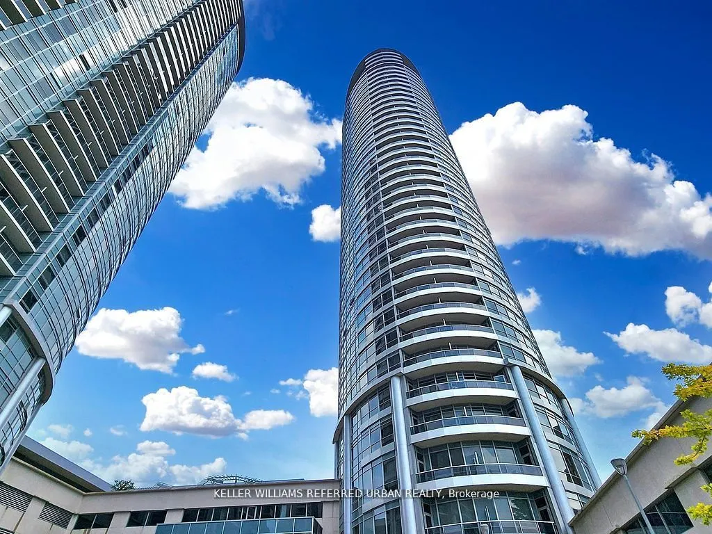 125 Village Green Square, #1609