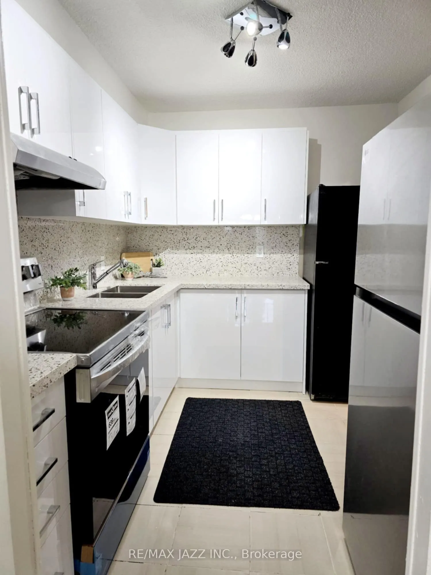 4091 Sheppard Avenue E, #605