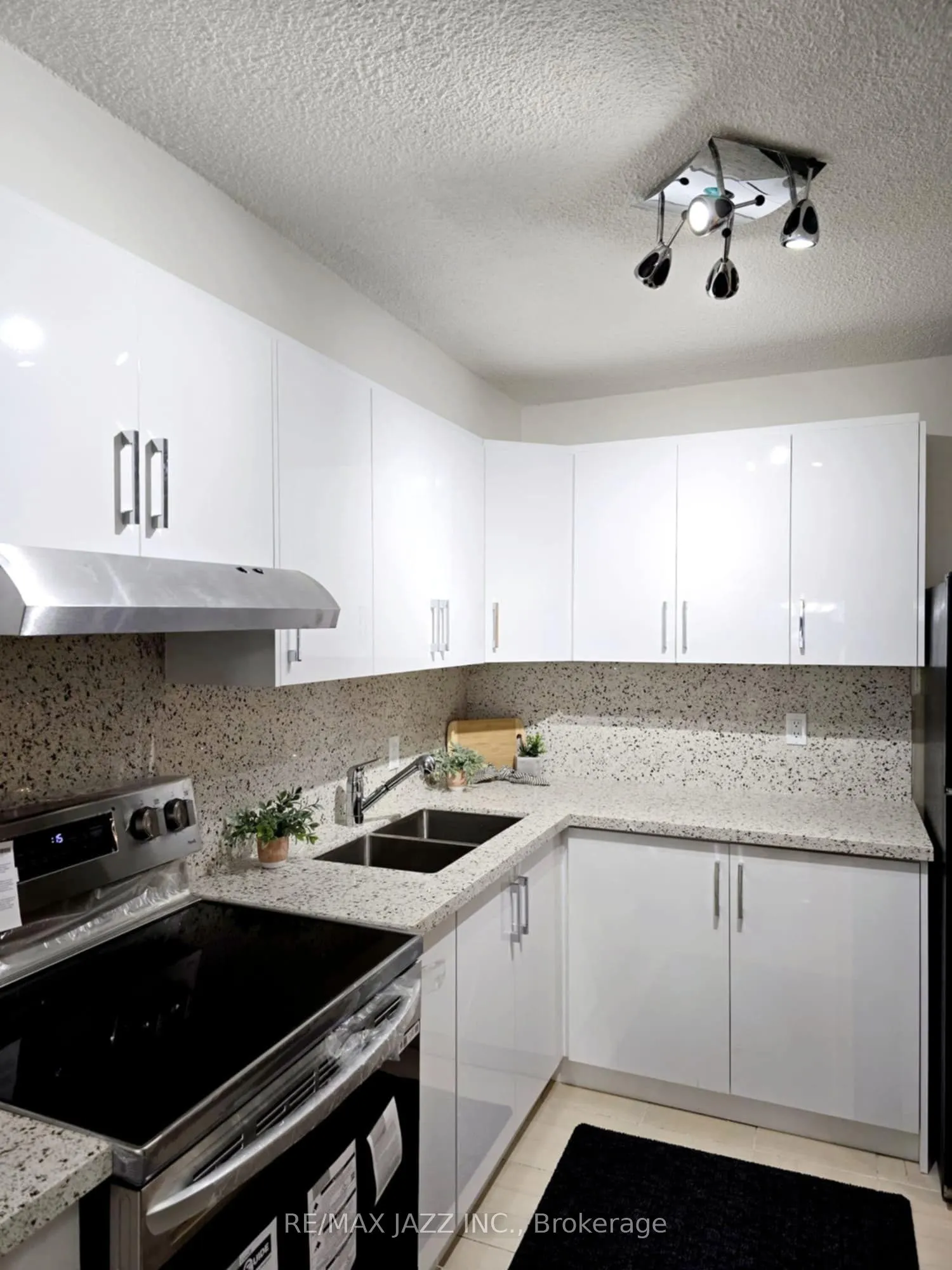 4091 Sheppard Avenue E, #605