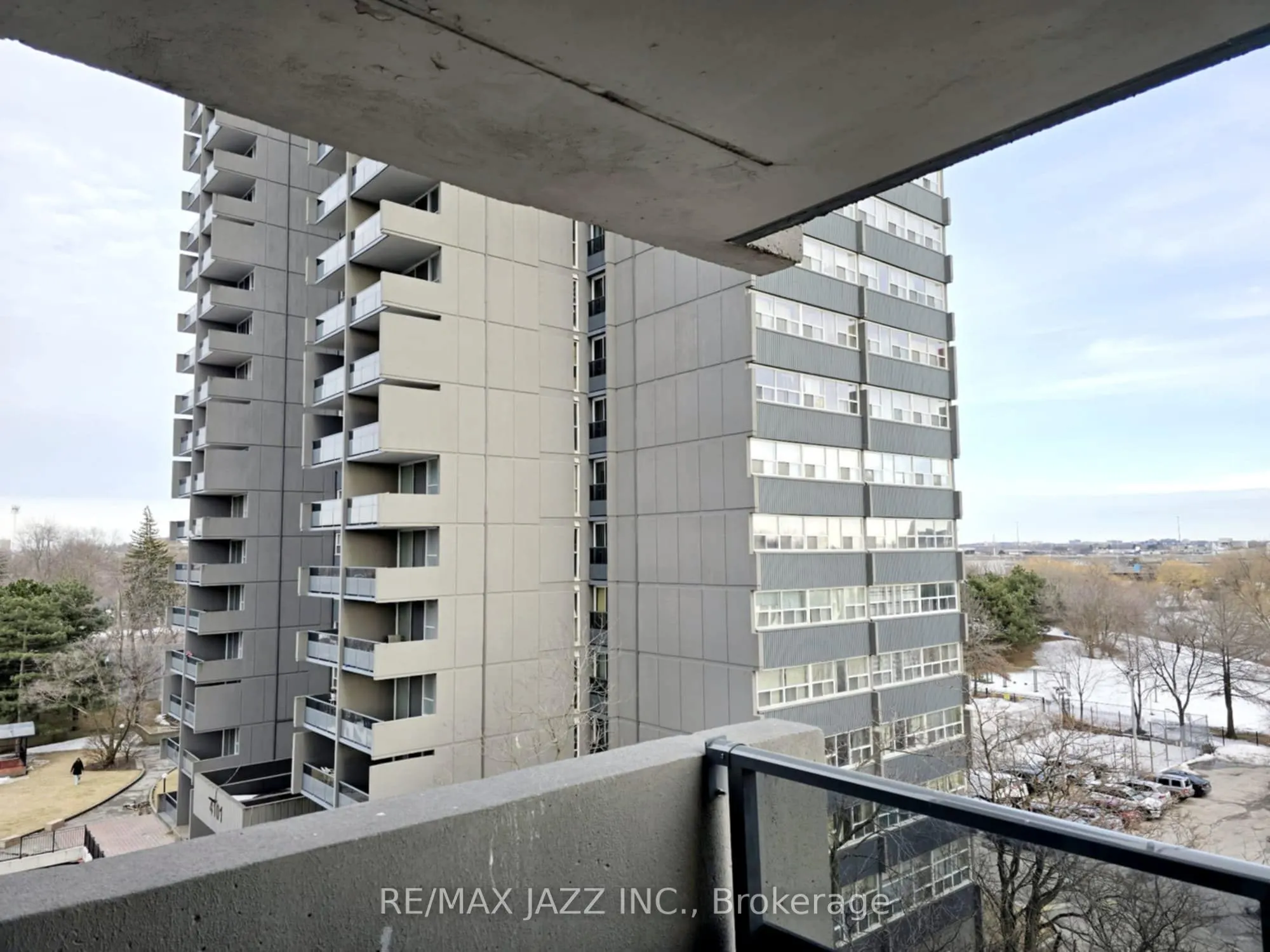 4091 Sheppard Avenue E, #605