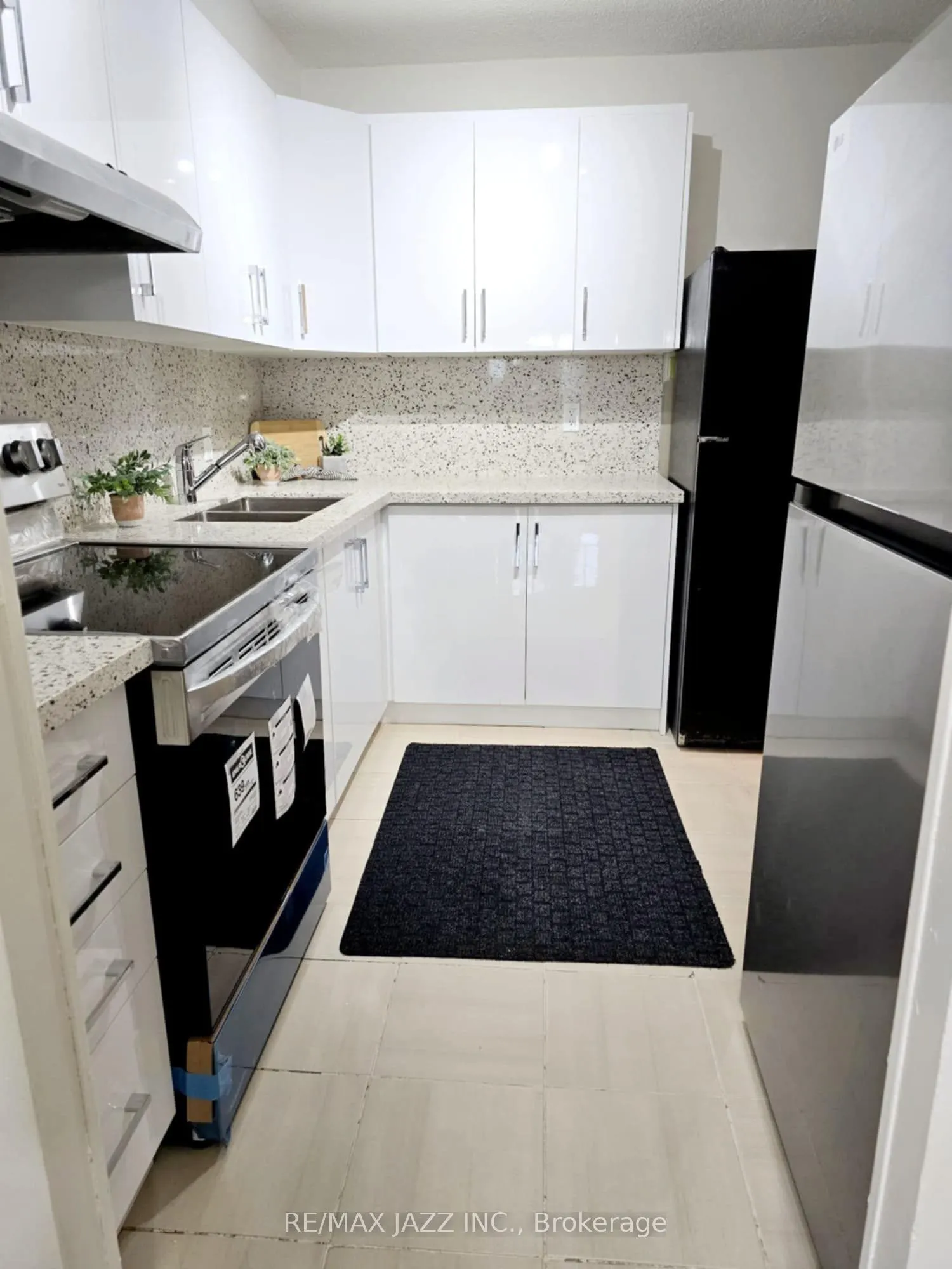 4091 Sheppard Avenue E, #605