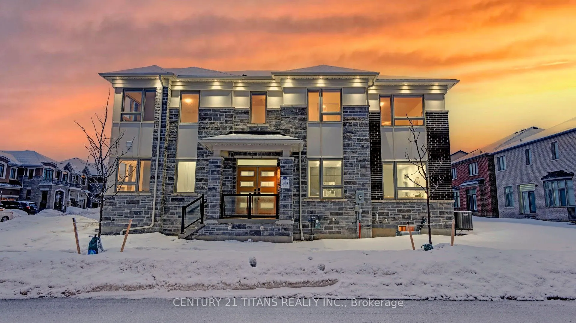 2909 Scotch Pine Lane