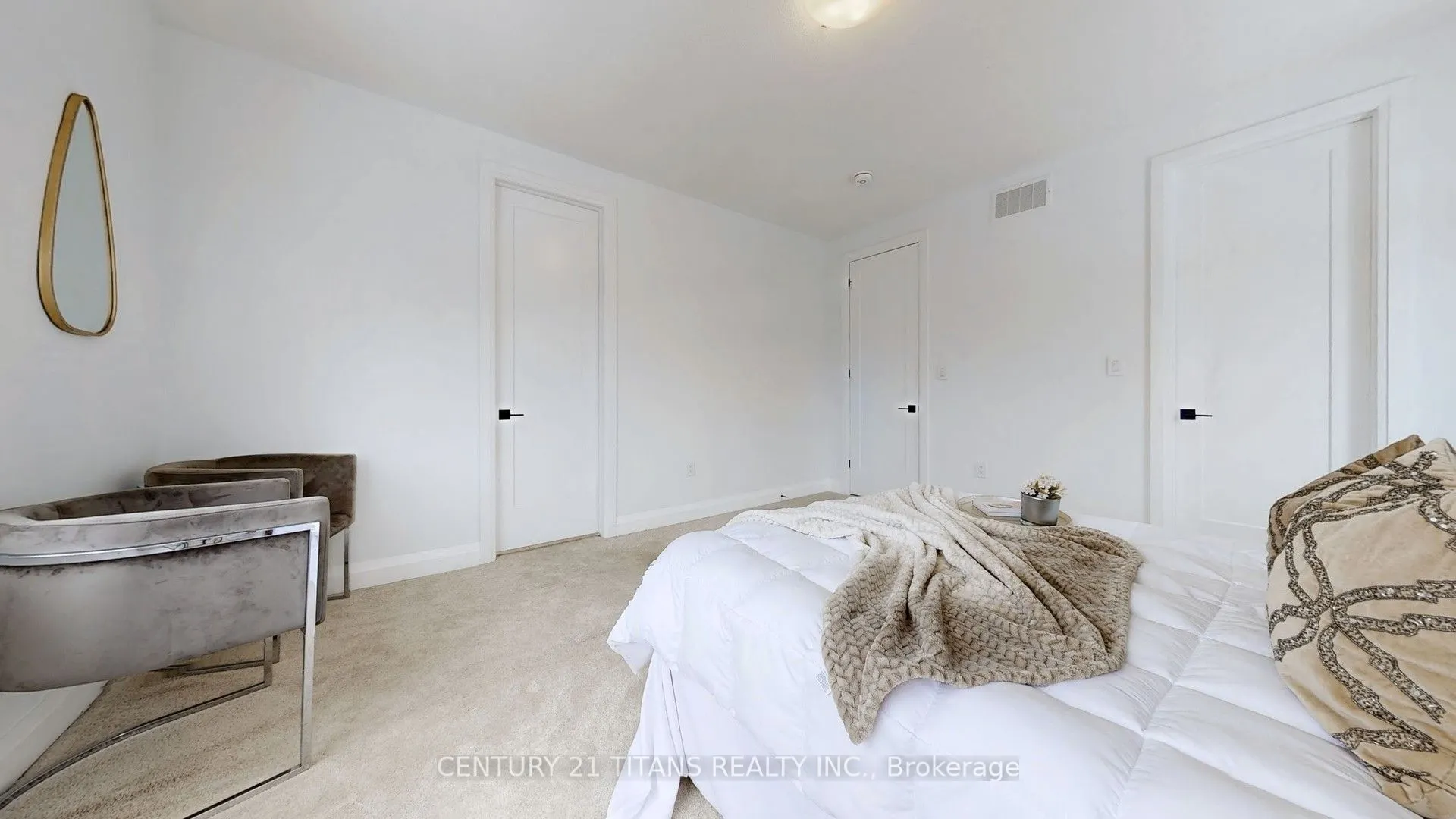 2909 Scotch Pine Lane