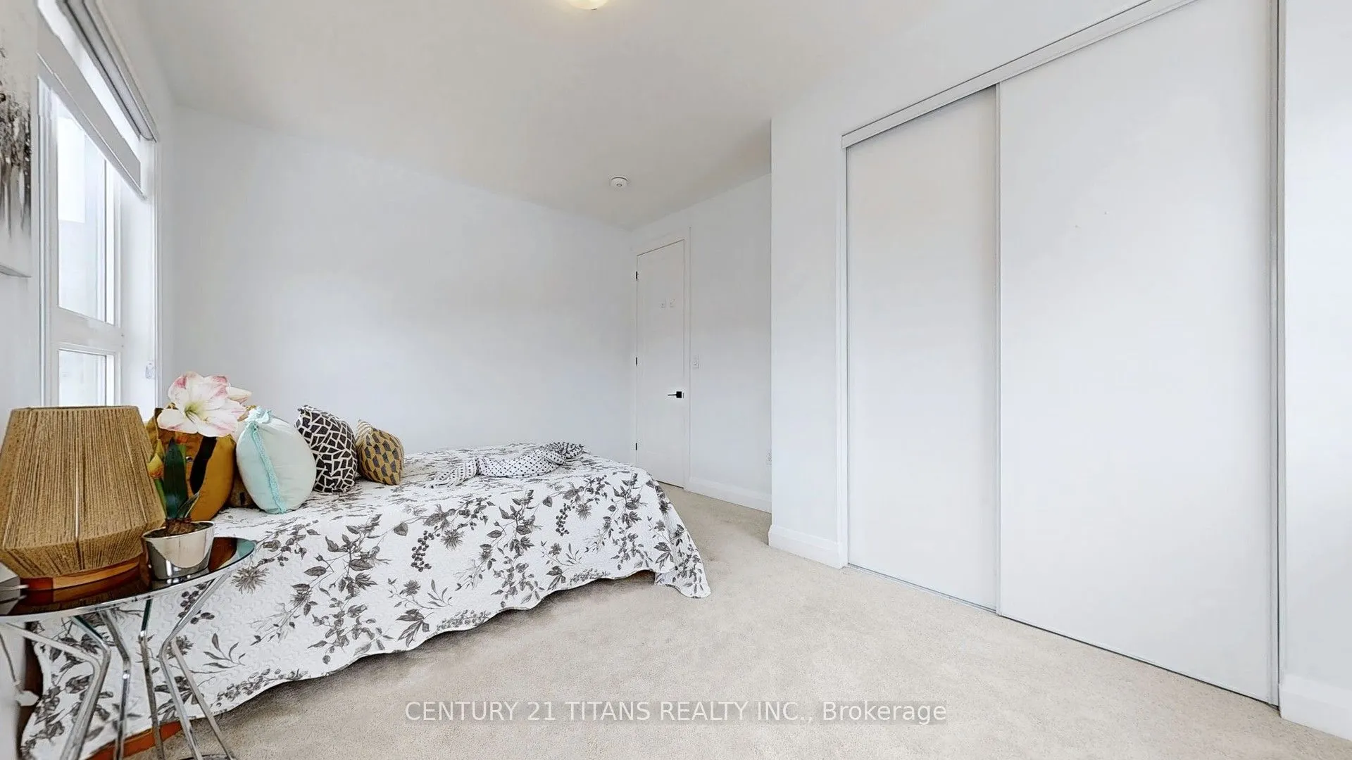 2909 Scotch Pine Lane