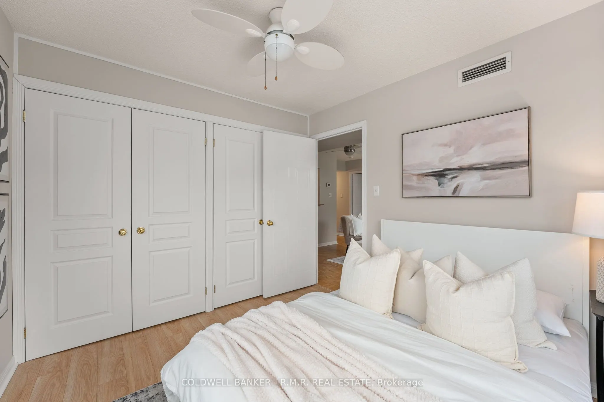 95 Wellington Street, #313