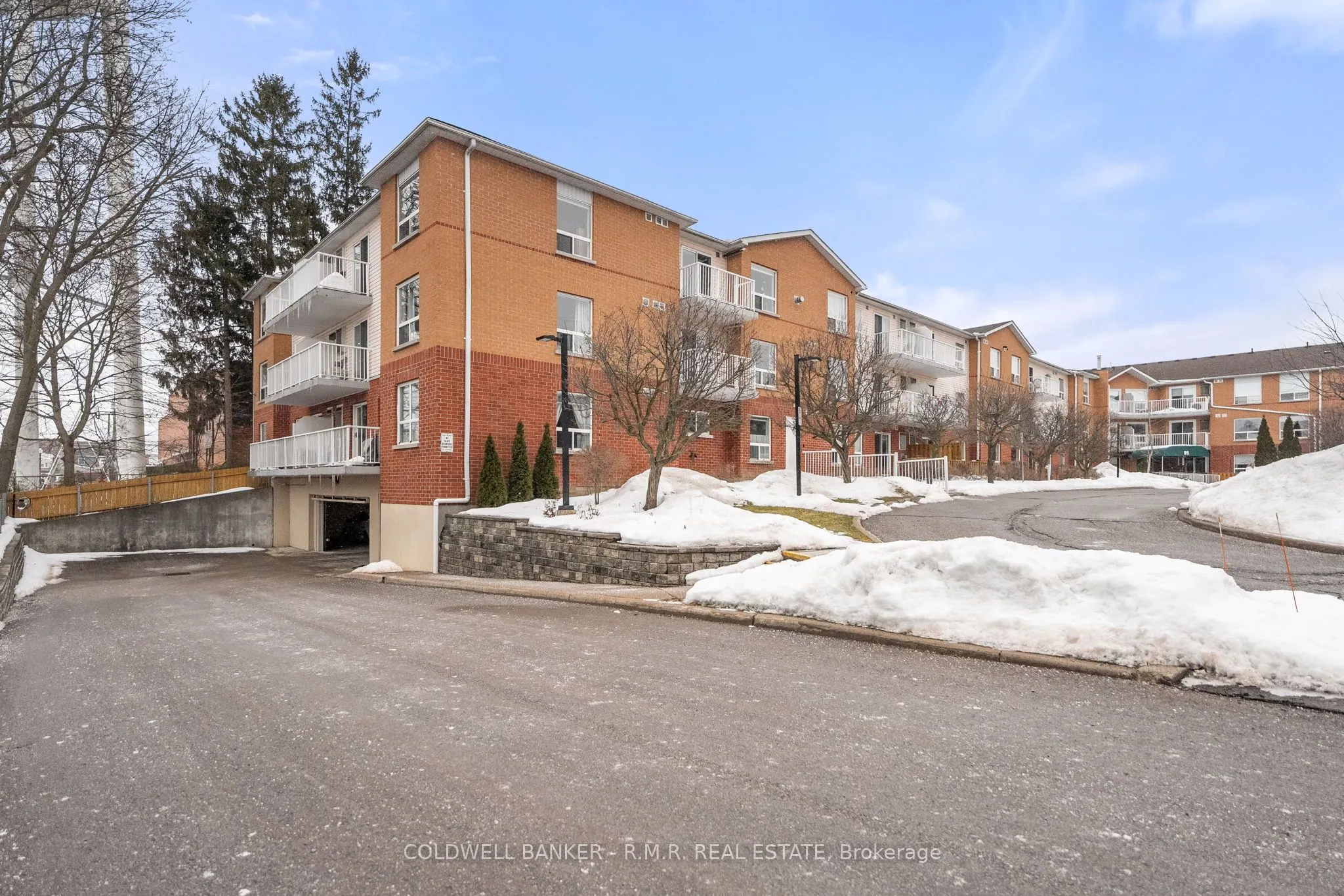 95 Wellington Street, #313