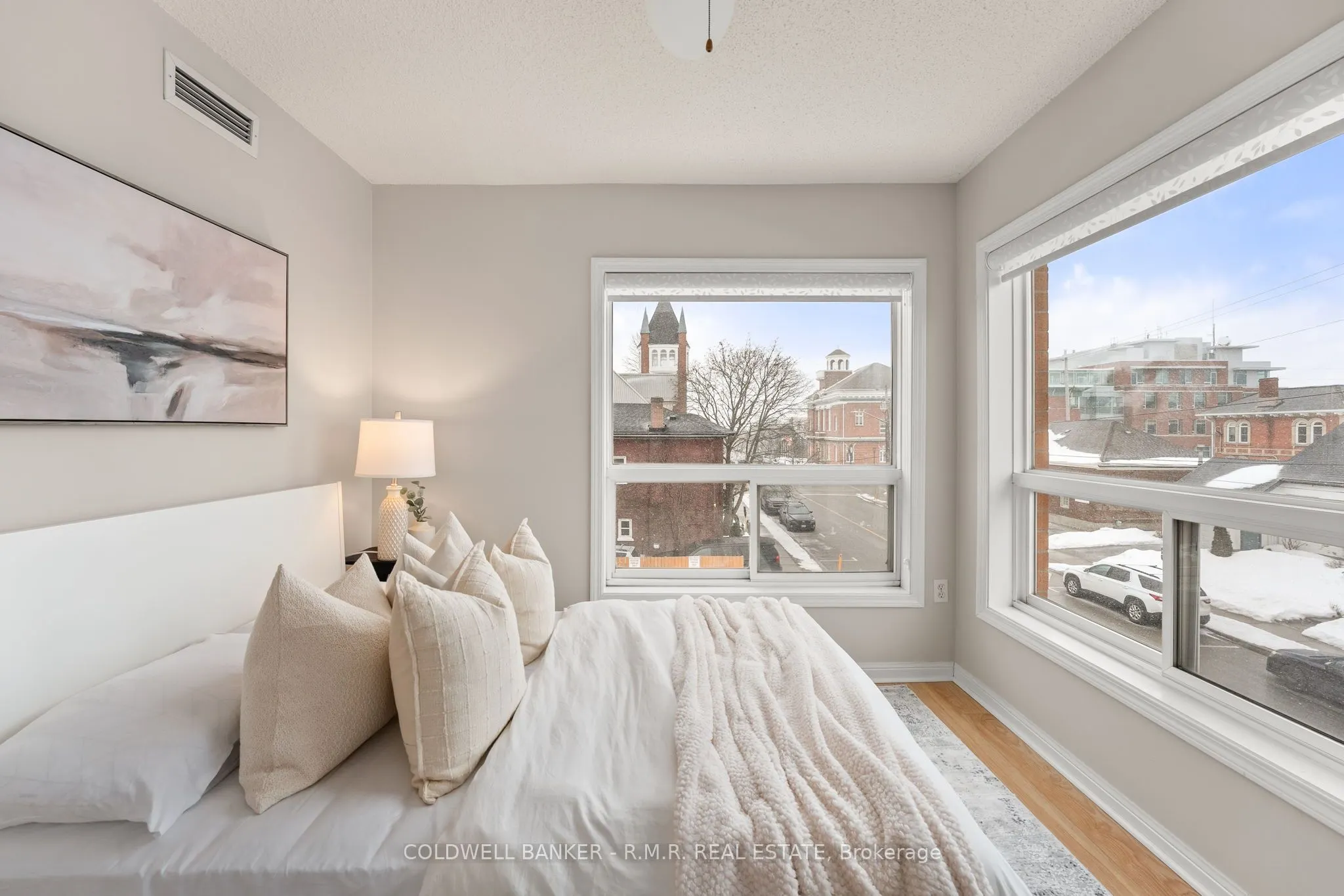 95 Wellington Street, #313