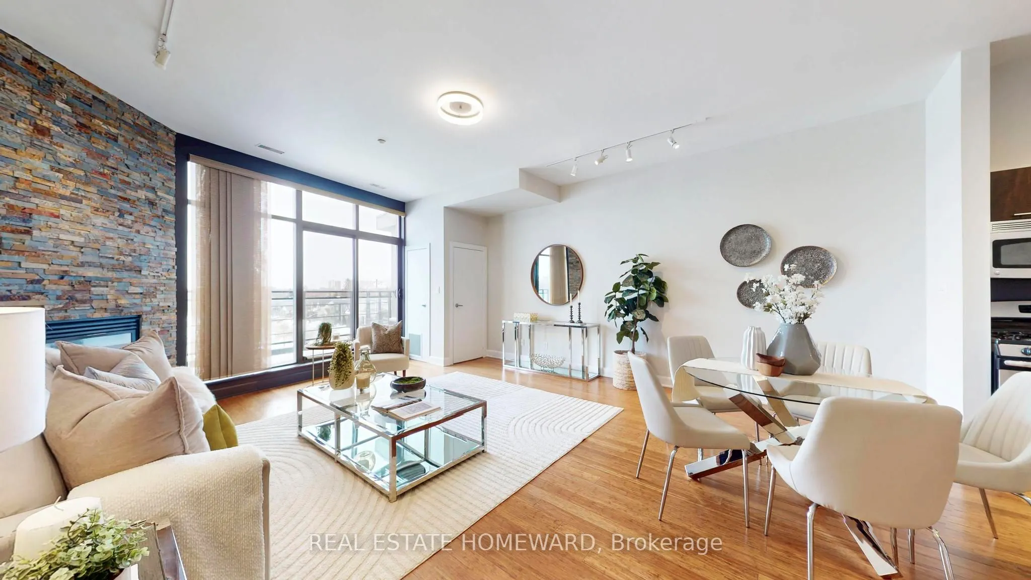 160 Fallingbrook Road, #304