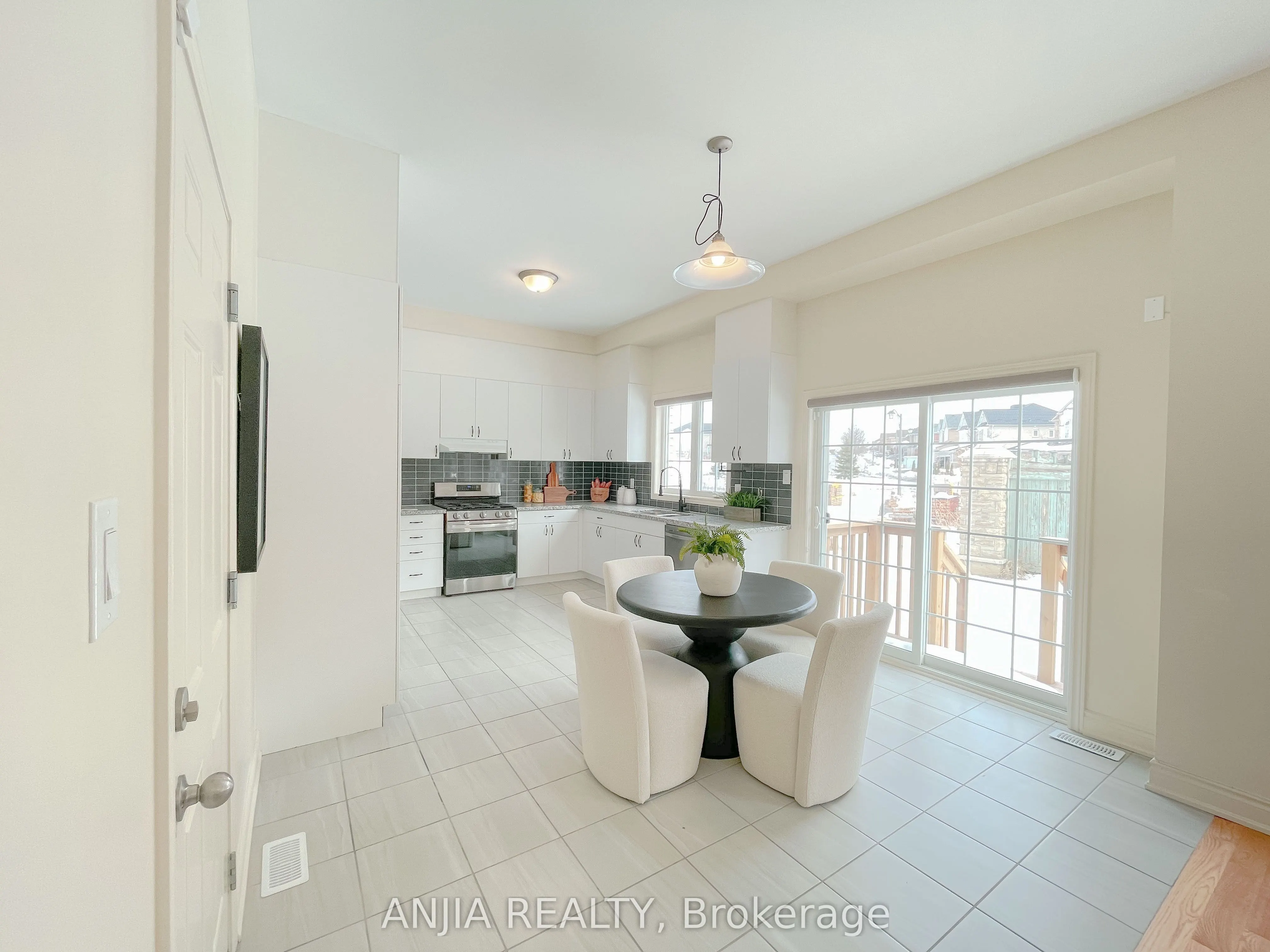 3 Creedon Crescent