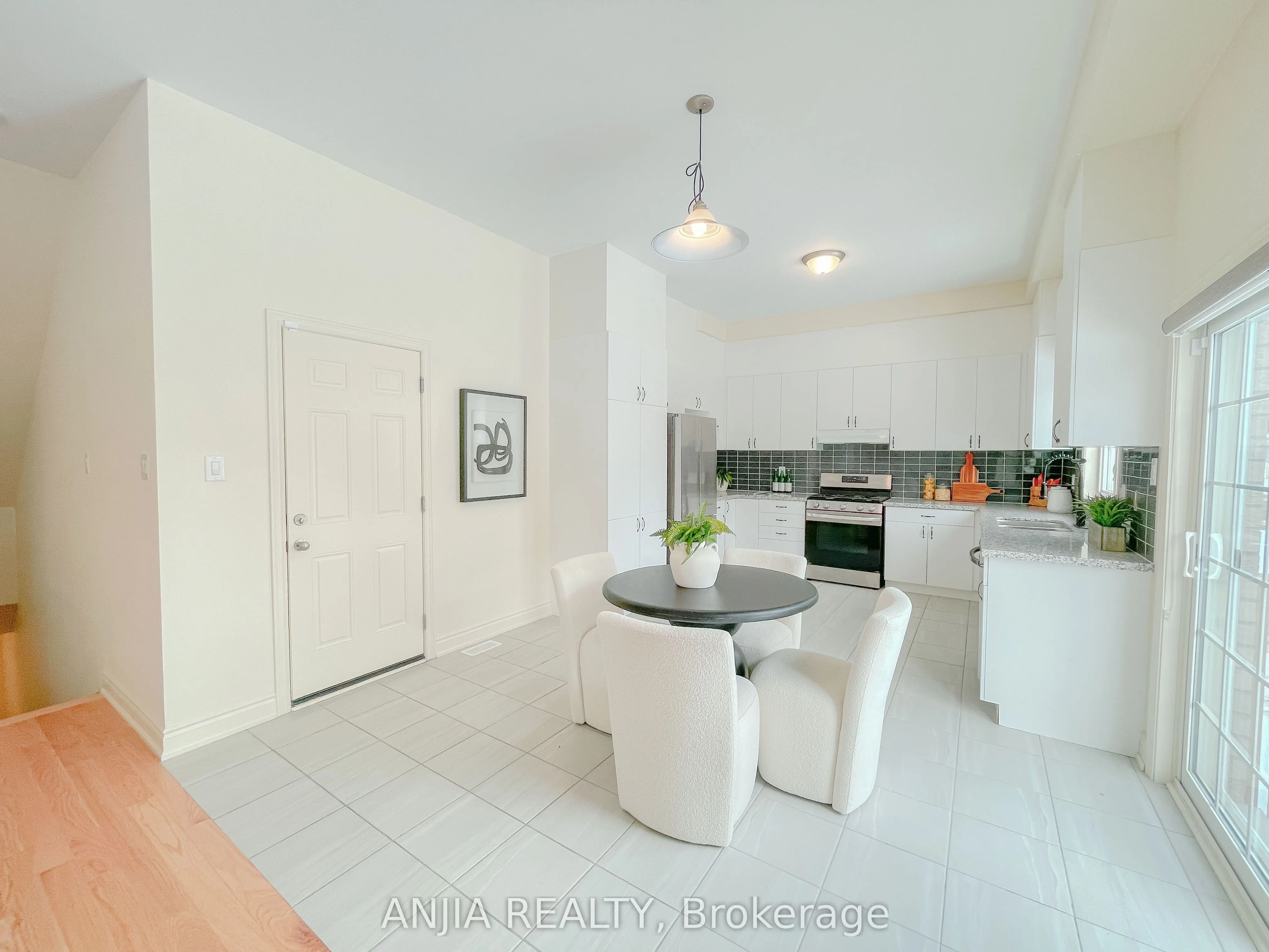 3 Creedon Crescent