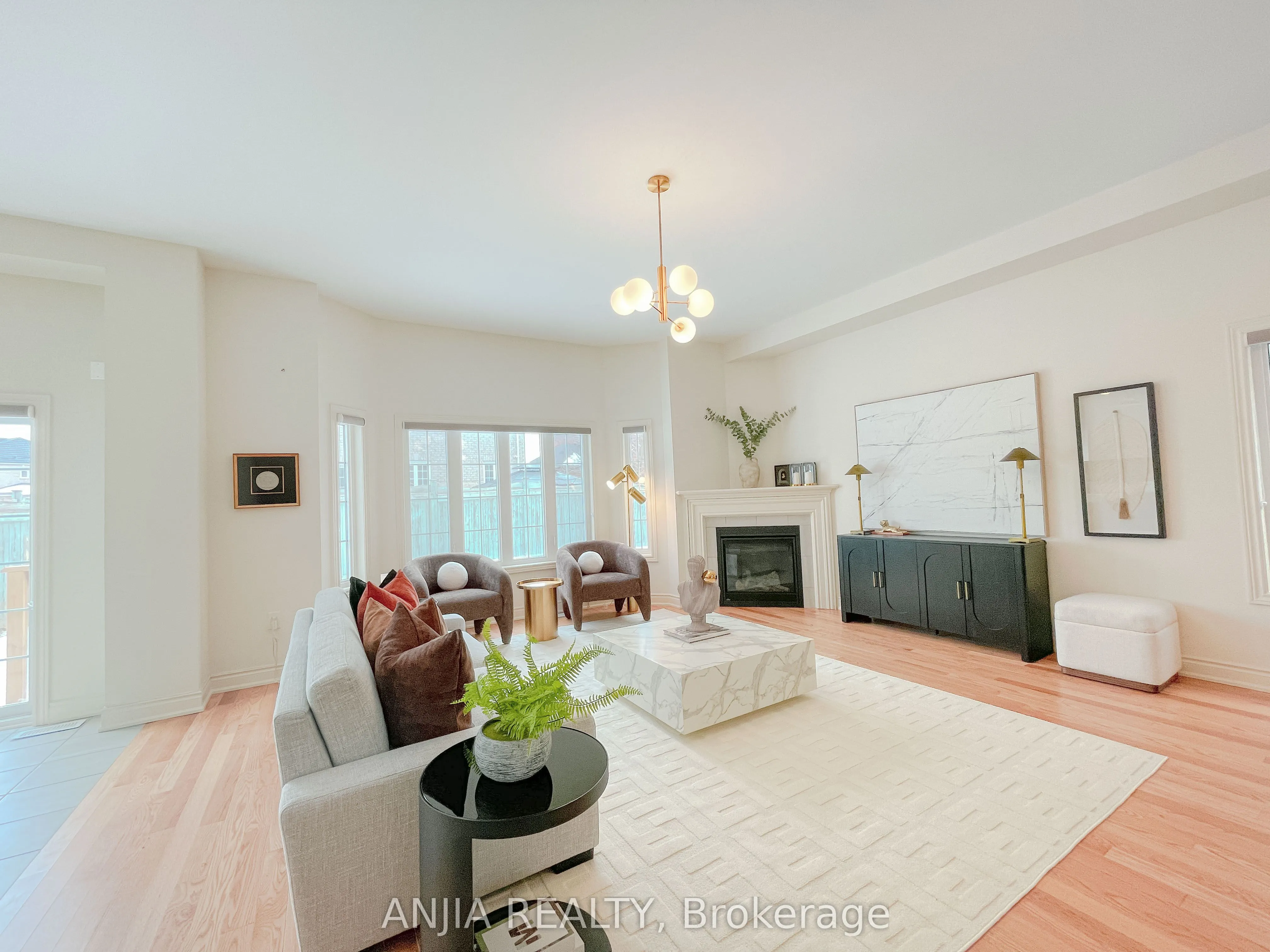 3 Creedon Crescent