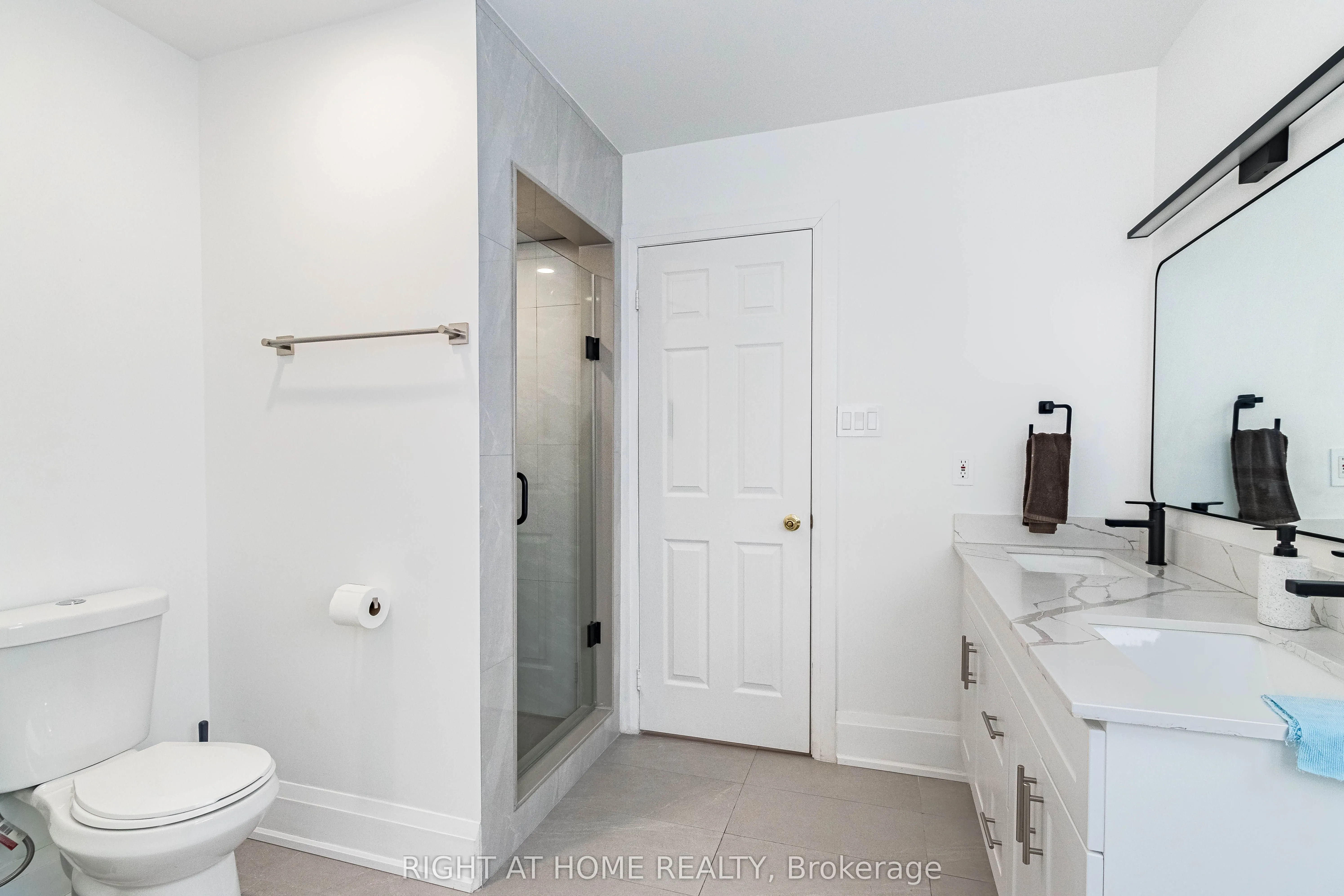 1446 Sandhurst Crescent