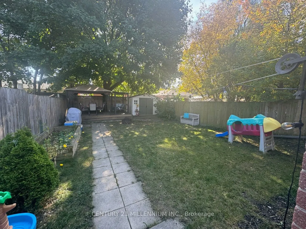 61 Newlands Avenue