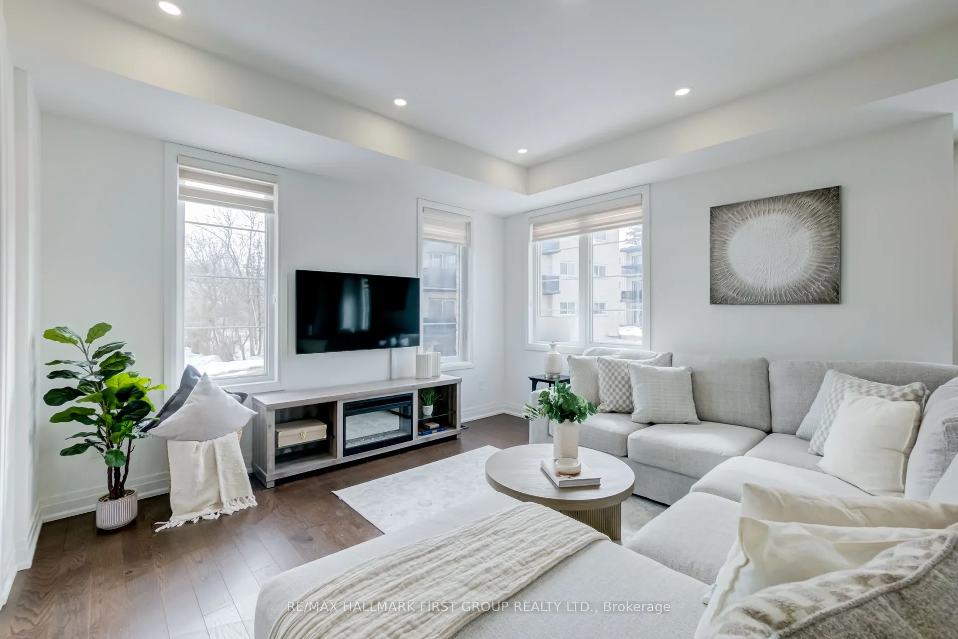 21 Nautical Way