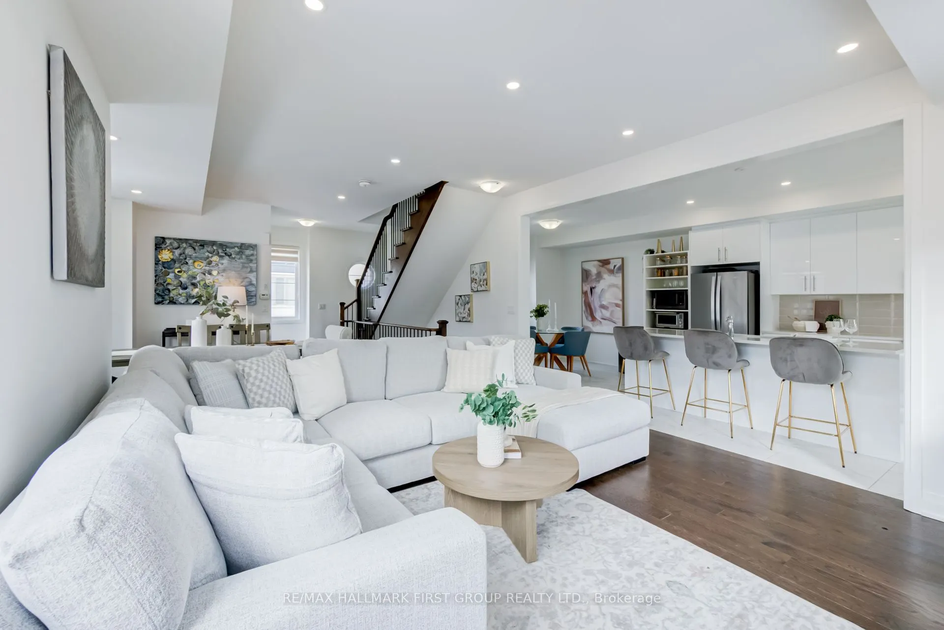21 Nautical Way
