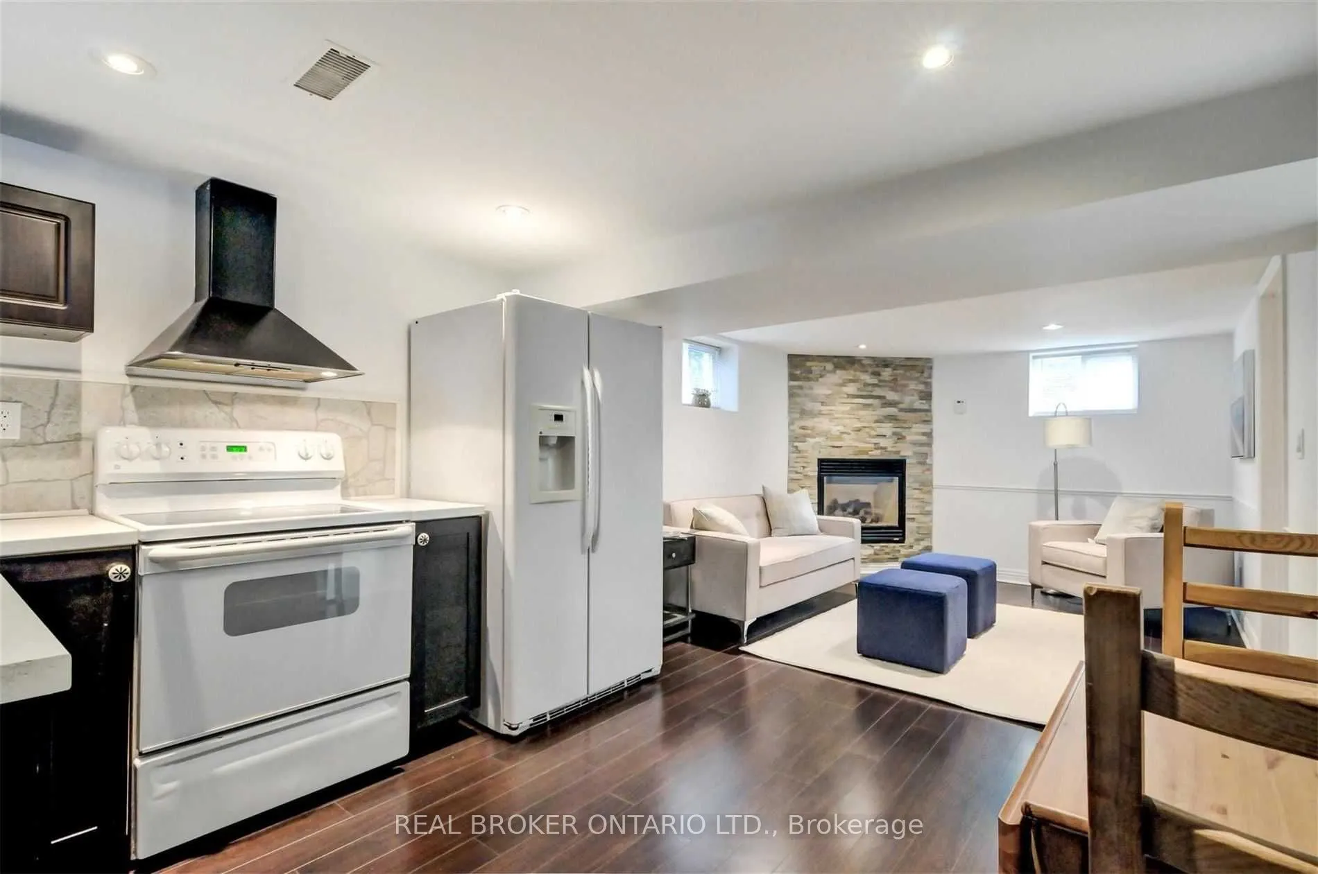 24 Glenburn Avenue, #Lower