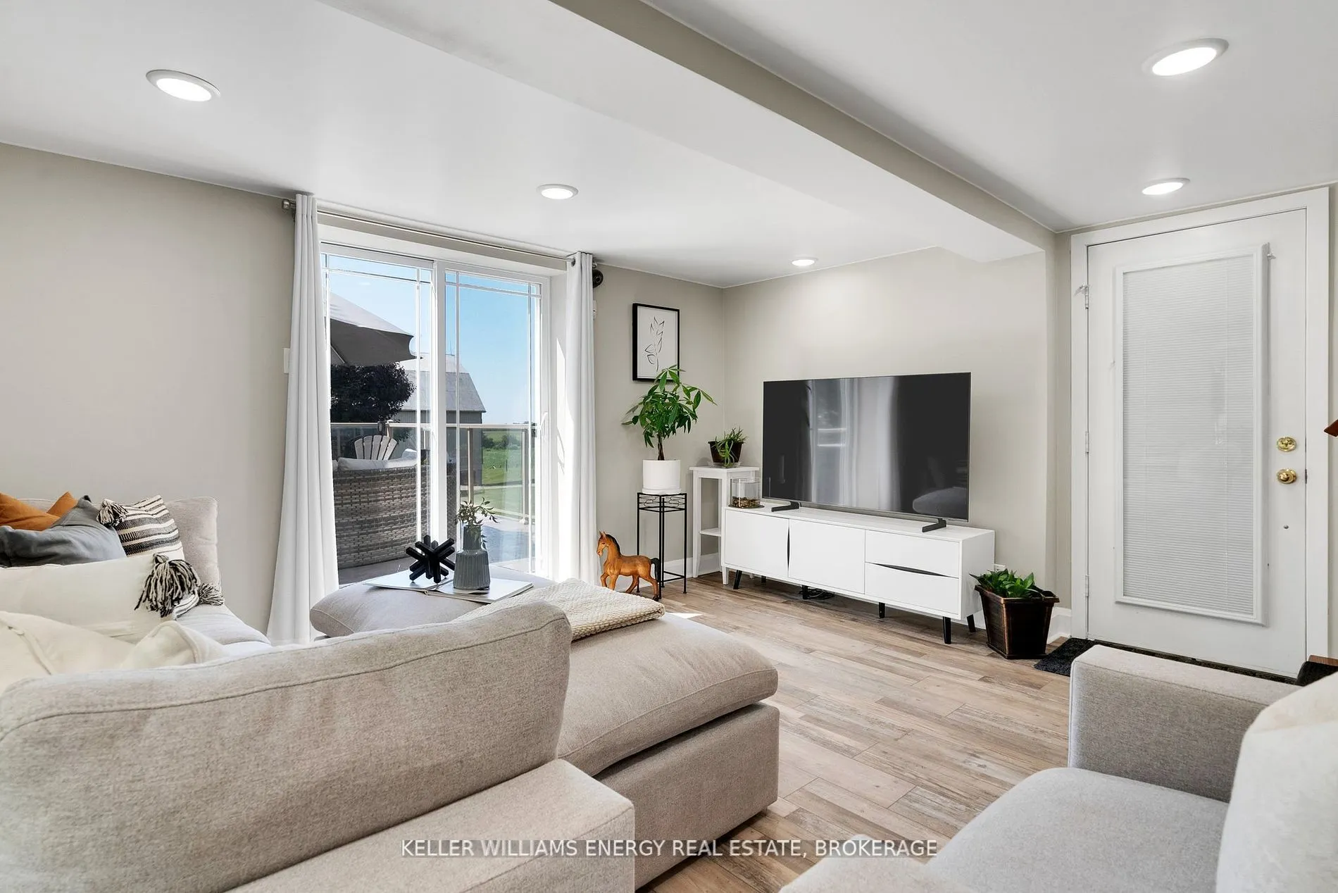 978 Newtonville Road