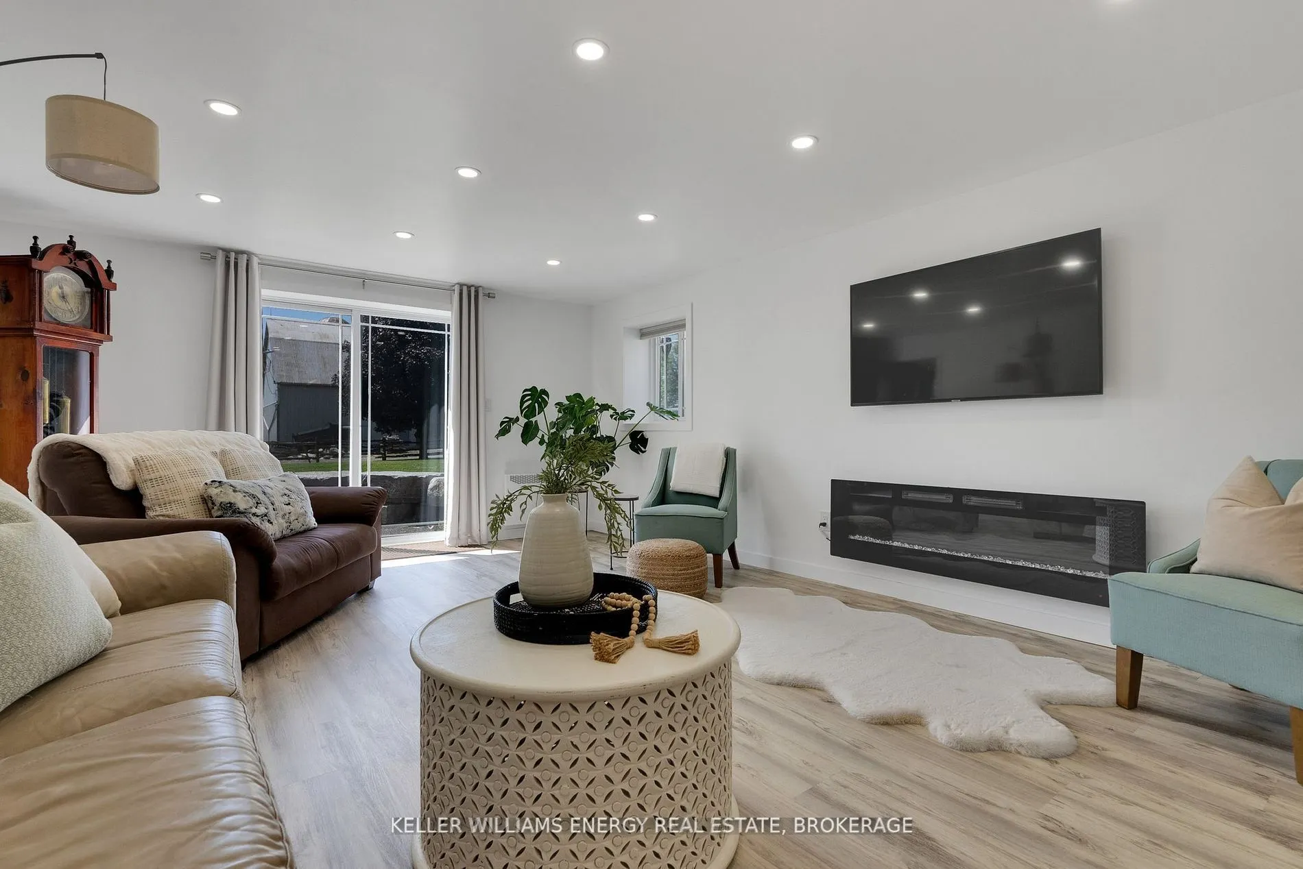 978 Newtonville Road