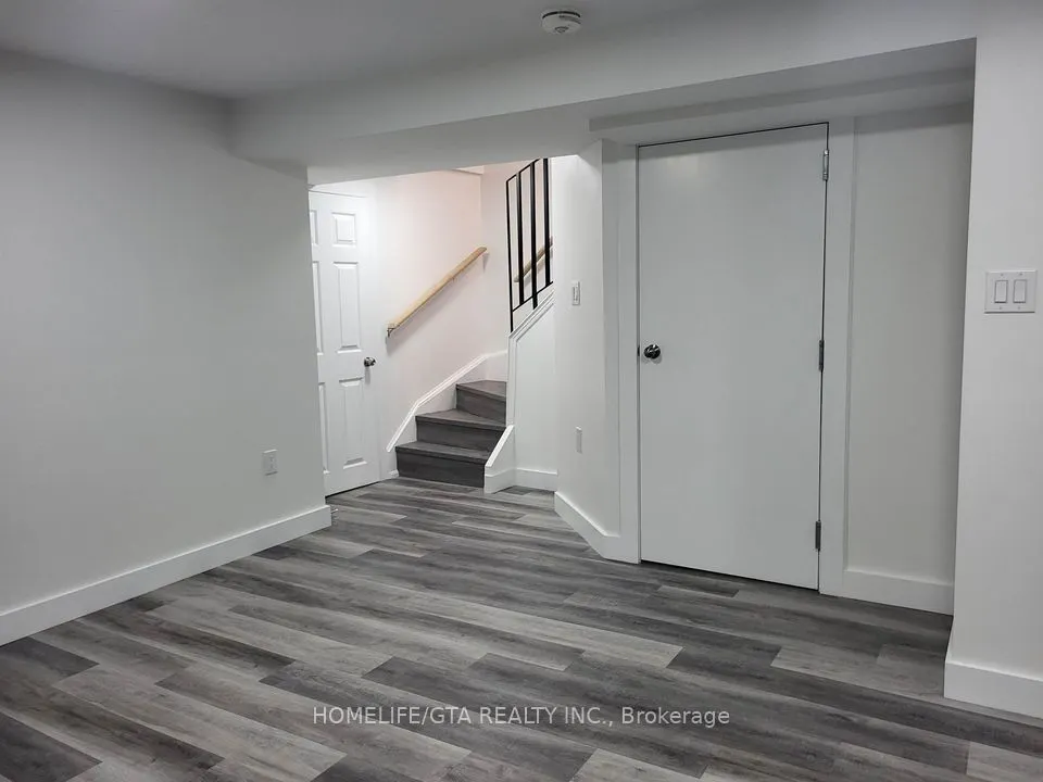 39 Millington Crescent
