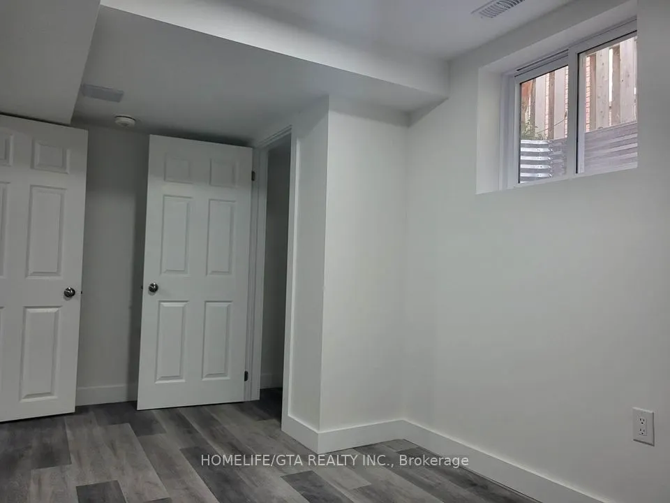 39 Millington Crescent
