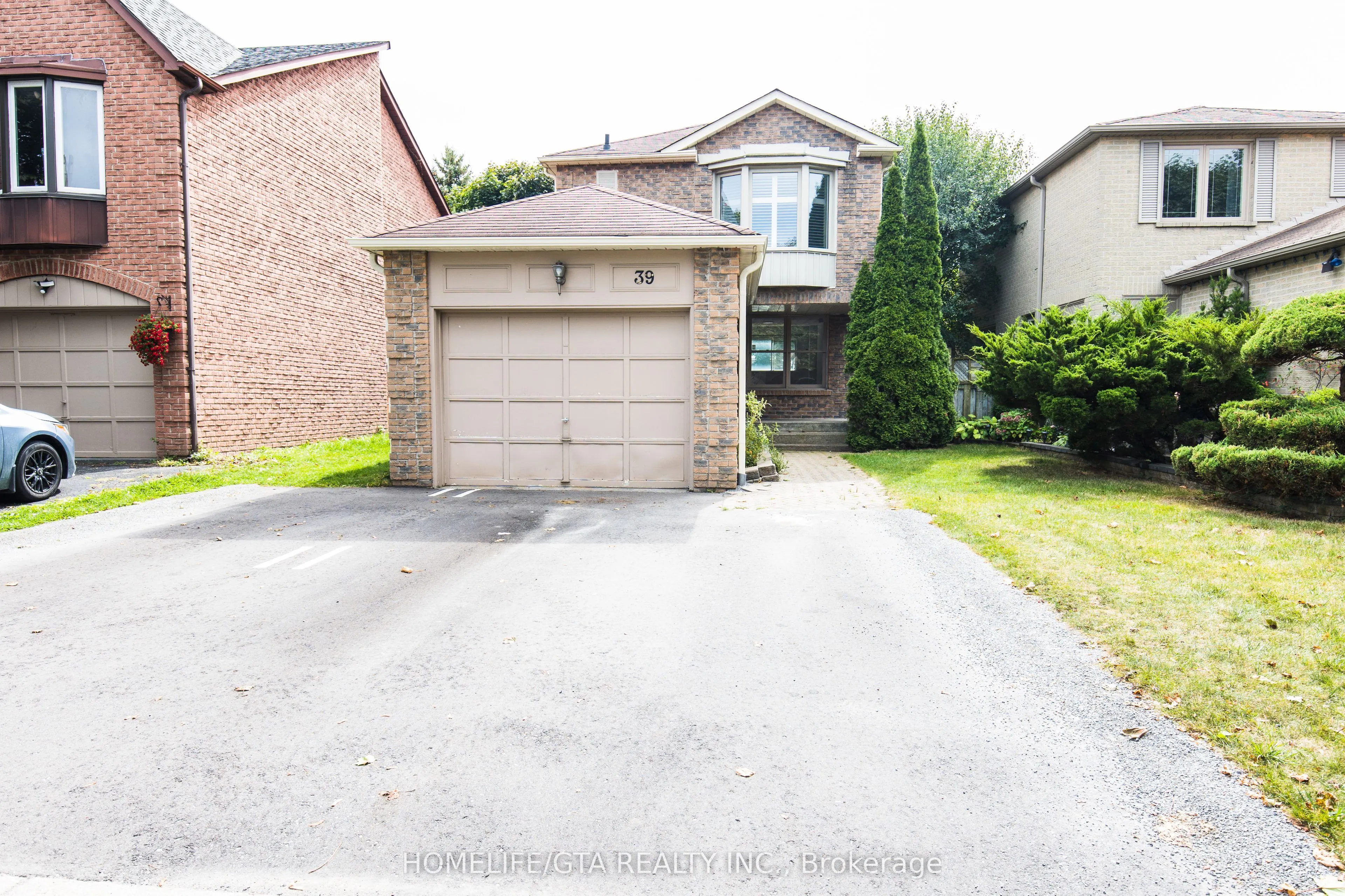 39 Millington Crescent