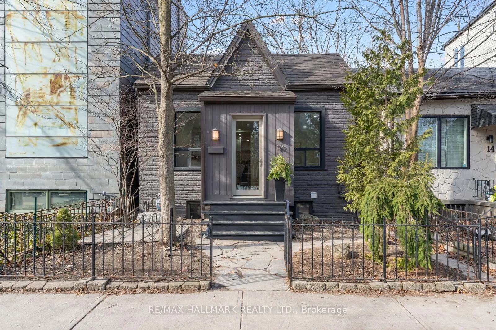 12 Audley Avenue