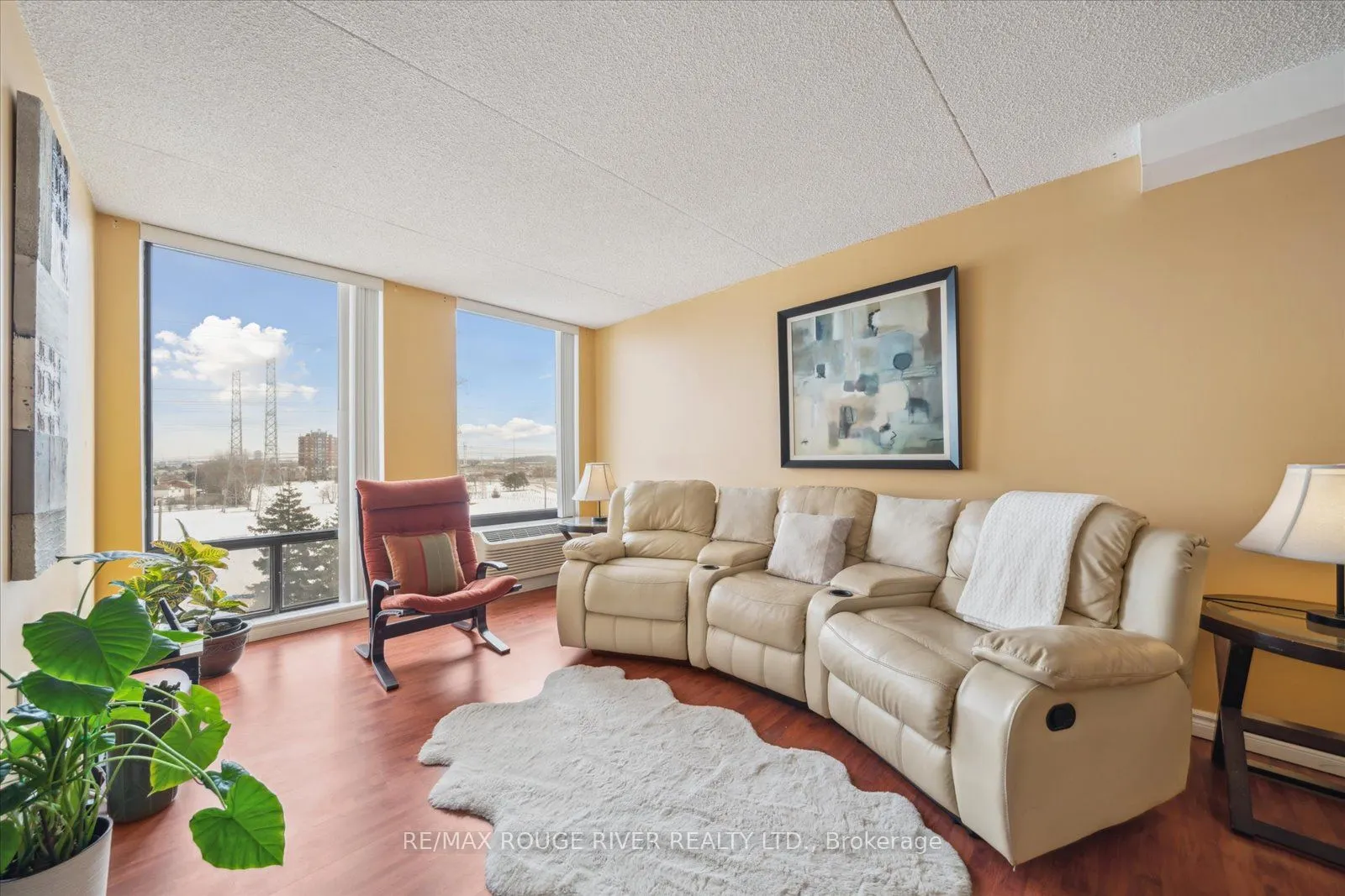 1535 Diefenbaker Court, #601