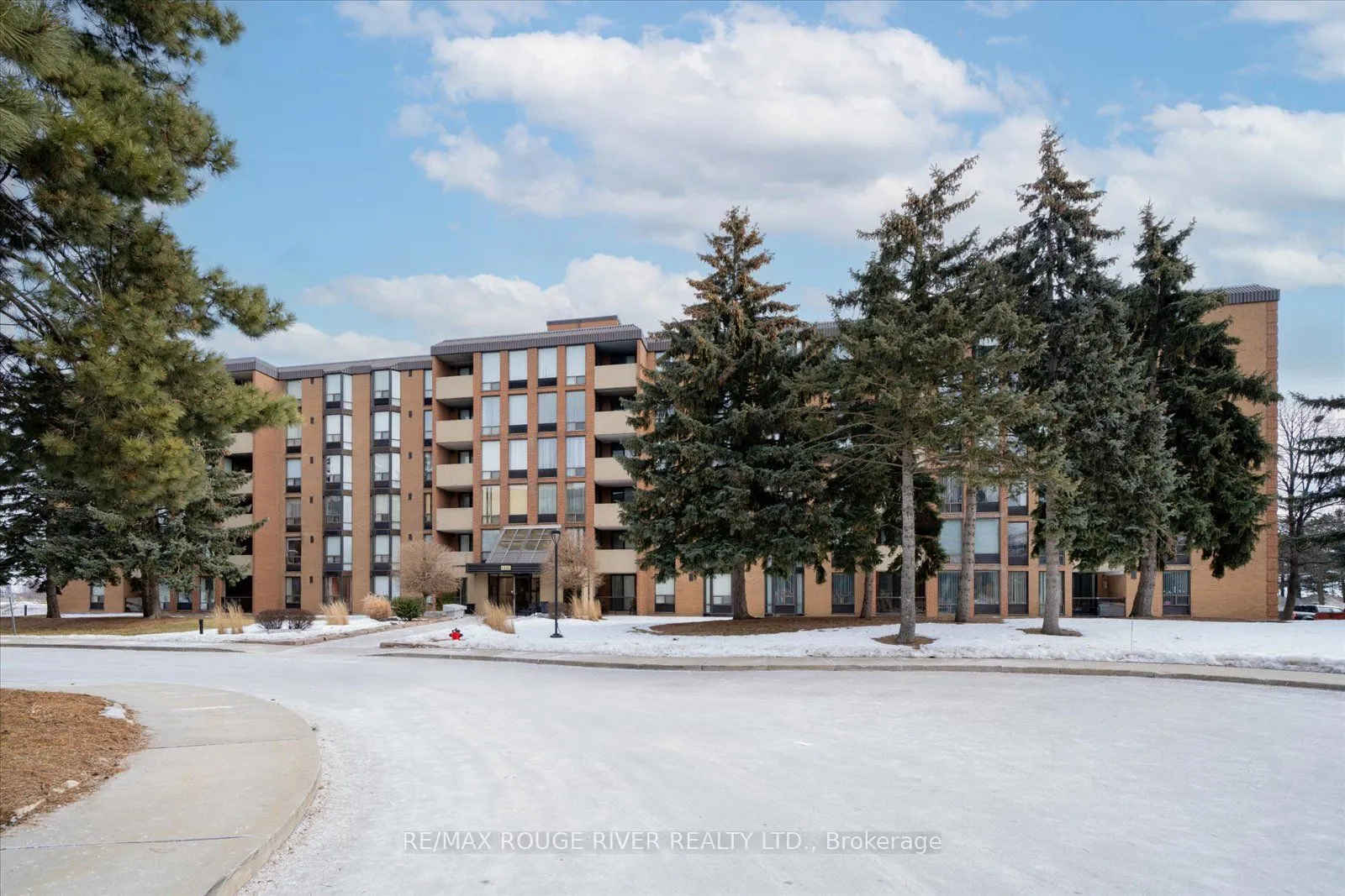 1535 Diefenbaker Court, #601