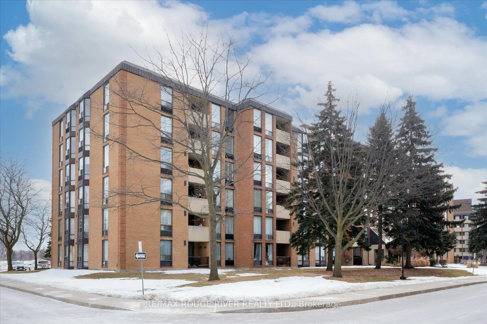 1535 Diefenbaker Court, #601