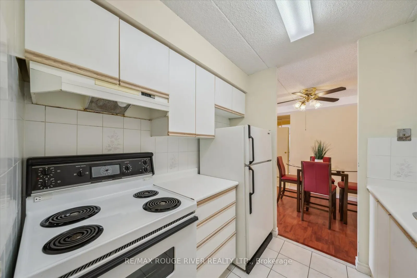 1535 Diefenbaker Court, #601