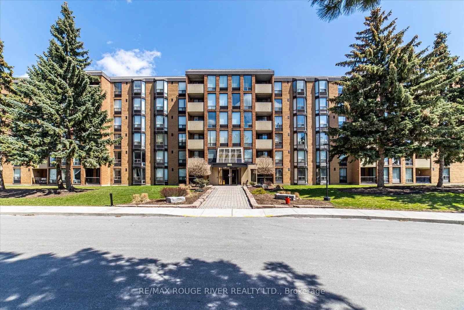 1535 Diefenbaker Court, #601