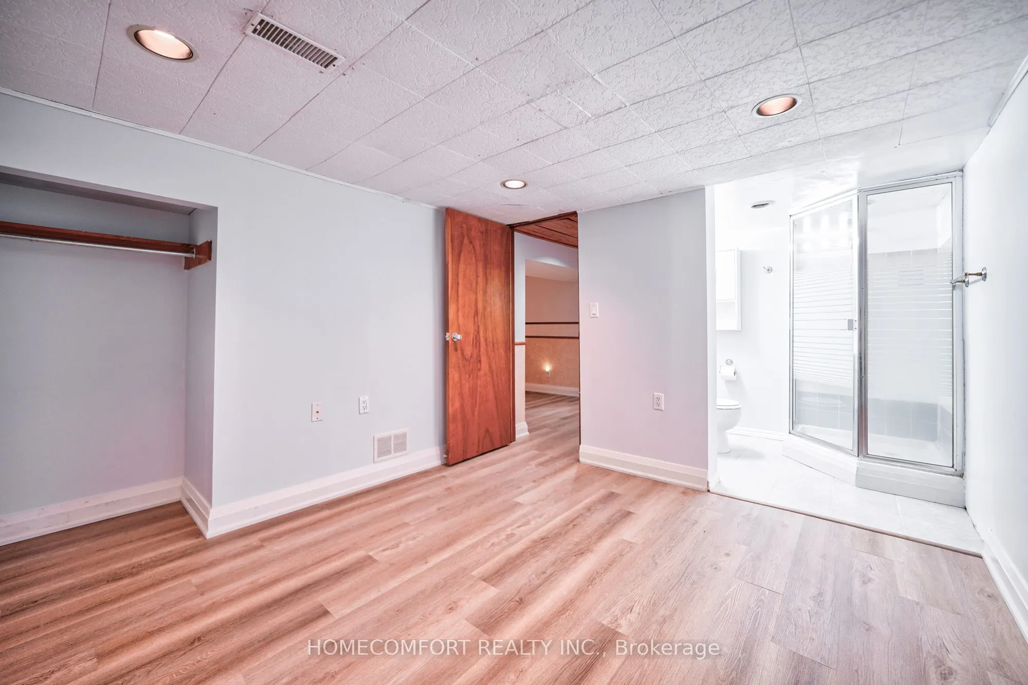30 Balaclava Drive