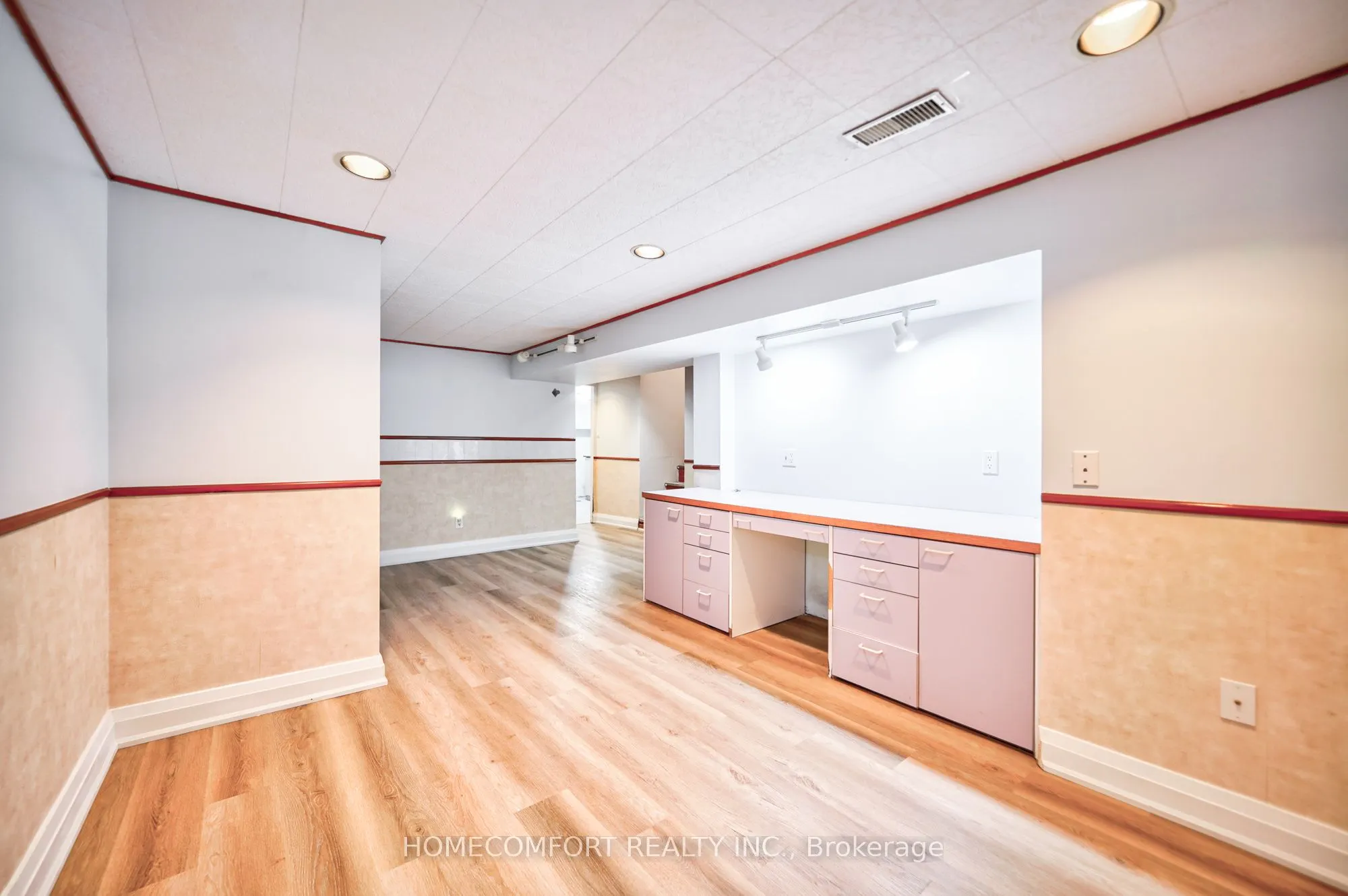 30 Balaclava Drive
