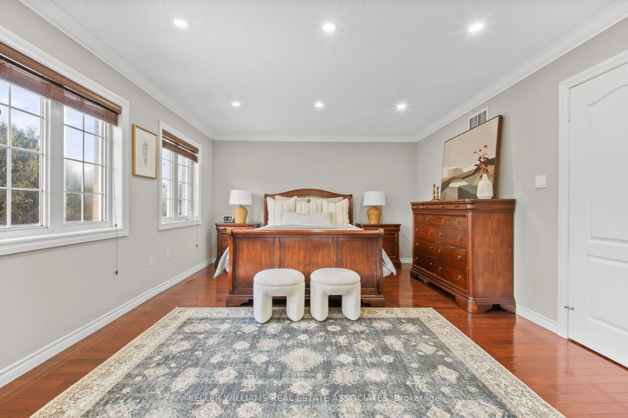 10 Westacott Crescent