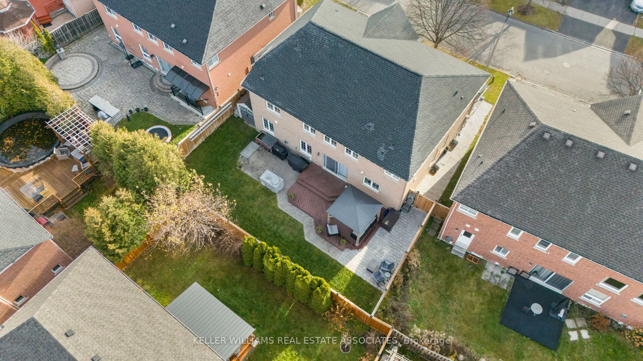 10 Westacott Crescent