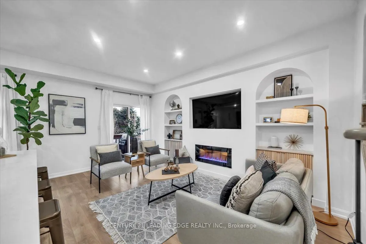 62 Longshore Way