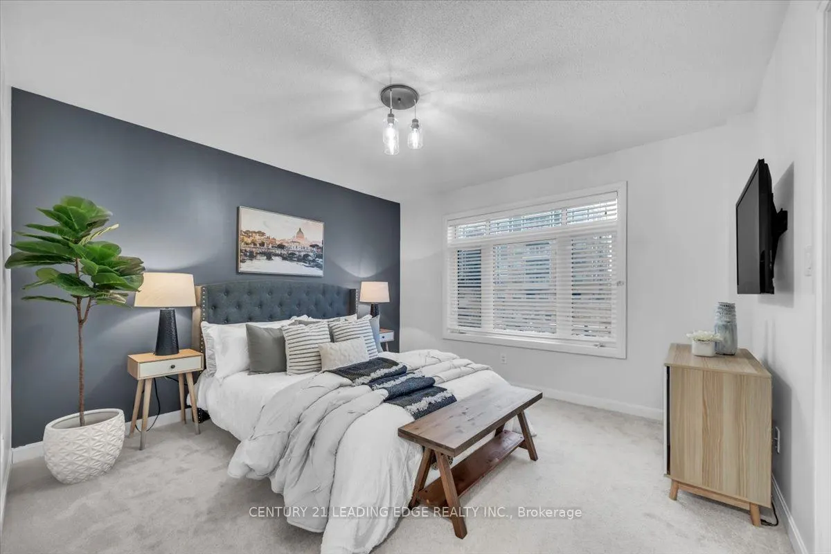 62 Longshore Way
