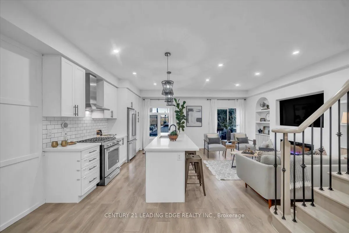 62 Longshore Way