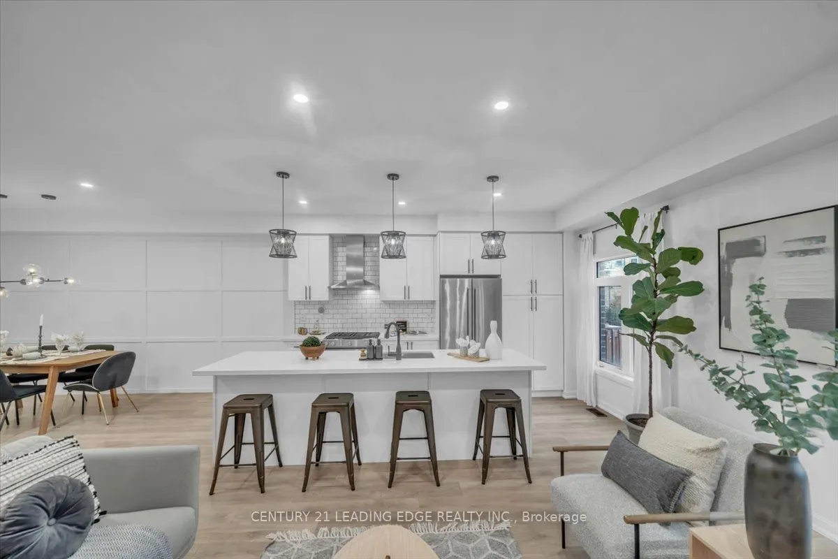 62 Longshore Way